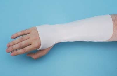 Rolyan Aquaplast-T Resilient, Solid, White, 1/16" x 18", 24", Splinting Thermoplastic Sheet, Minimum Stretch, 100% Memory for Revisions, Fabricate Custom Orthotics for Hand, Wrist, Thumb, Fingers