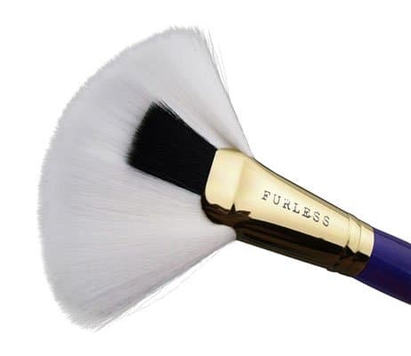 MUST HAVE PRO FAN BRUSH