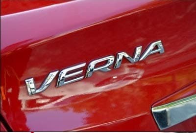 Car Emblem for Car Monogram Emblem Decals Logo for Hyundai Verna Logosn425