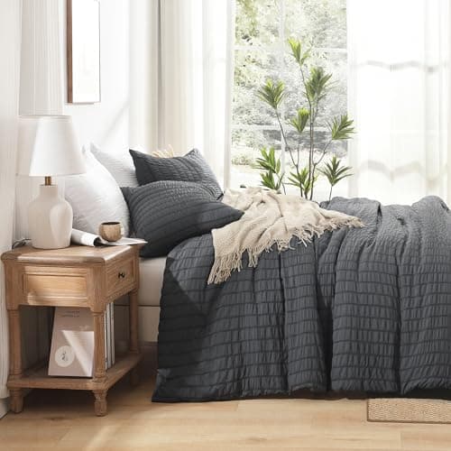 AveLom Seersucker Queen Comforter Set (90x90 inches), 3 Pieces- 100% Soft Washed Microfiber Lightweight Comforter with 2 Pillowcases, All Season Down Alternative Comforter Set for Bedding, Grey