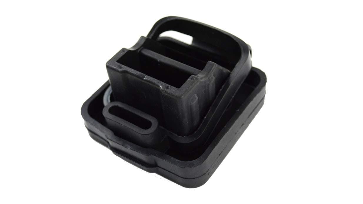 Genuine Jeep Accessories 82208453AB Hitch Receiver Plug, black