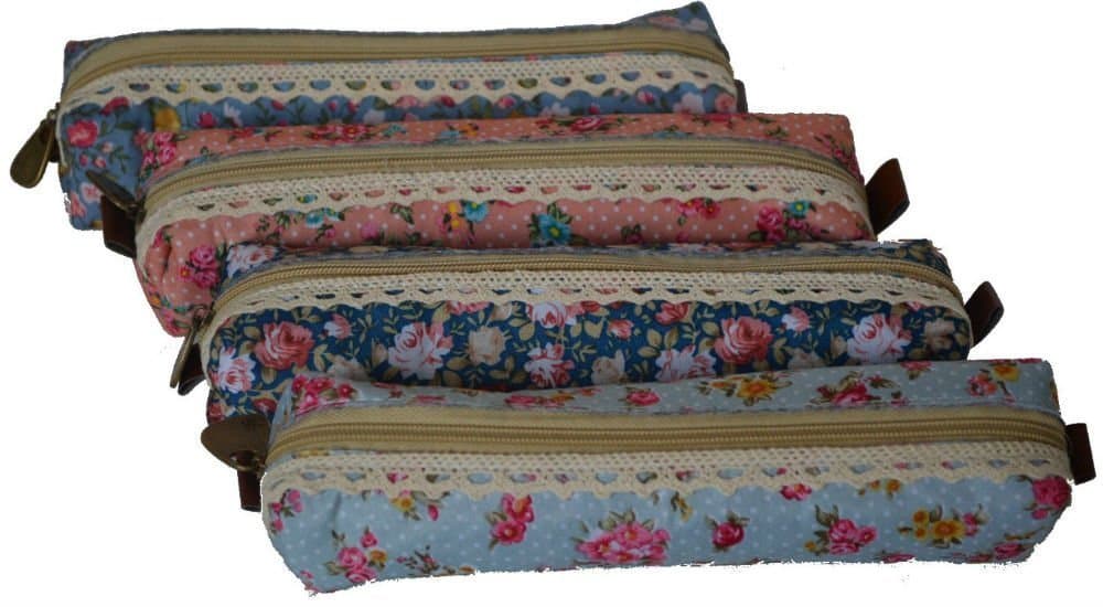 Raveling Rebecca Zippered Crochet Hook Case (Dark Blue)