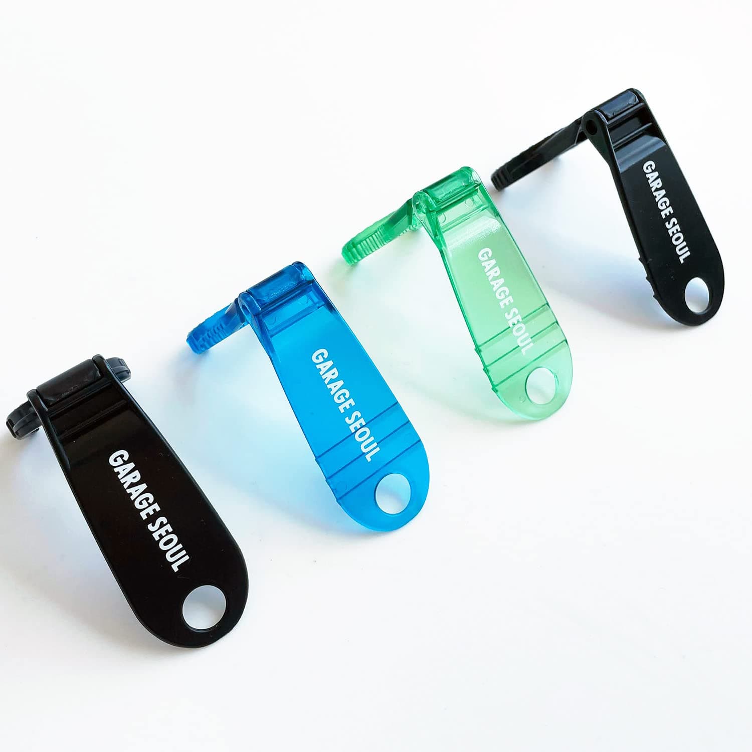Water Bottle Clip - Pack of 4, Clip for Bottle, Buckle for Outdoor Camping Traveling Fitness Yoga, Cellphone Holder