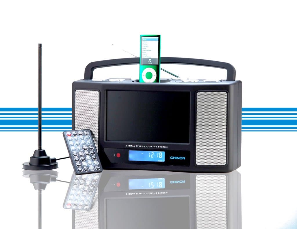 Chinon Portable AVI Digital TV with iPod Dock (Black)