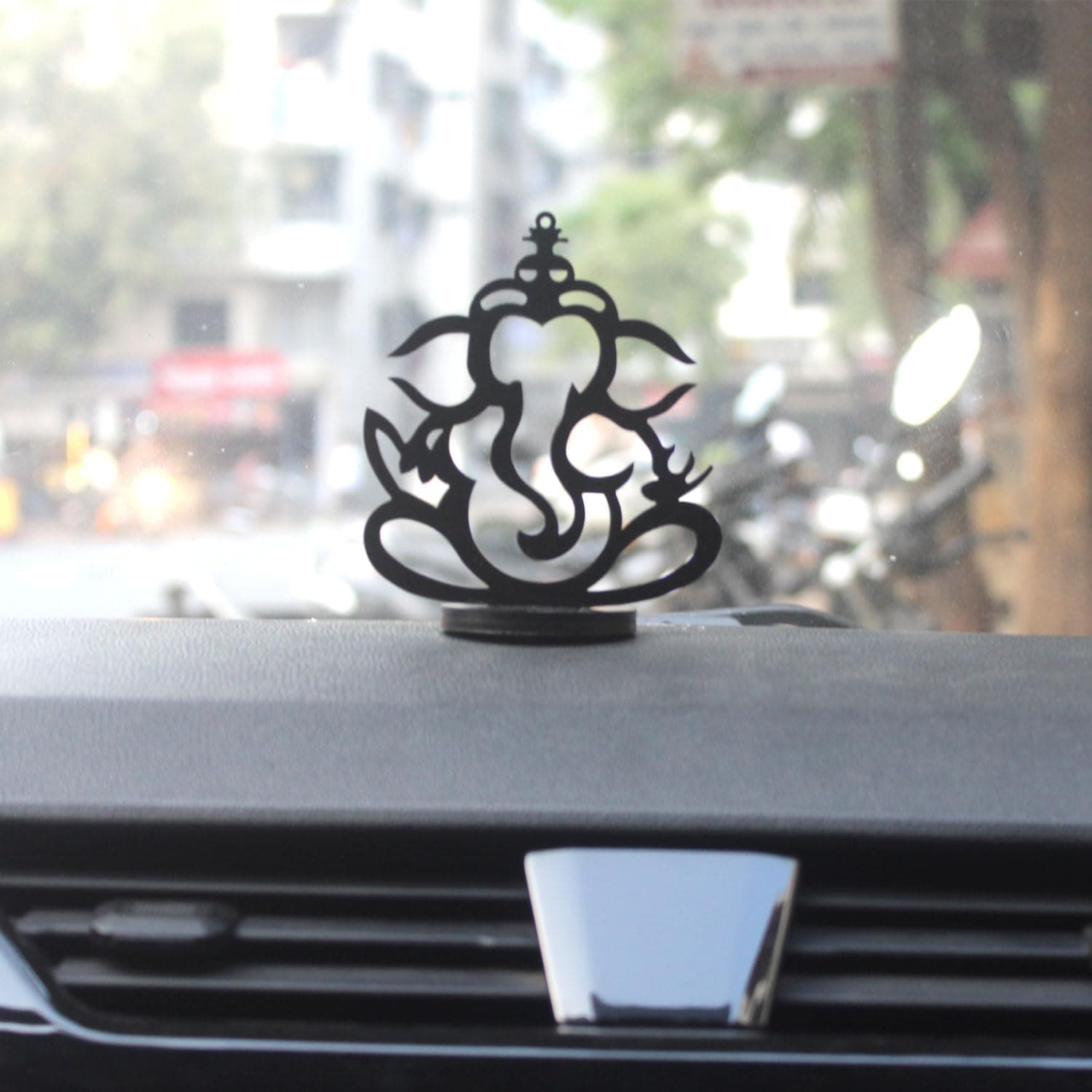 MH VILLA Acrylic Car Dashboard God Idol - Elegant God Idols for Car Dashboard,Decorative God Statues for Vehicle Interior,Divine Presence Figurines,Enhancing Spiritual Ambience - Ganeshji,15 cm,10 cm
