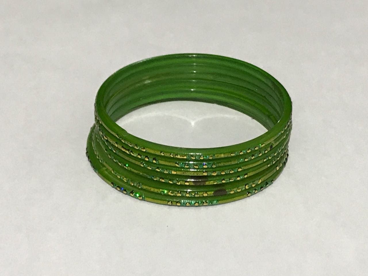 Crafts and More Clay Pack of 6 and Glass Bangles (Size 2.6, Green)