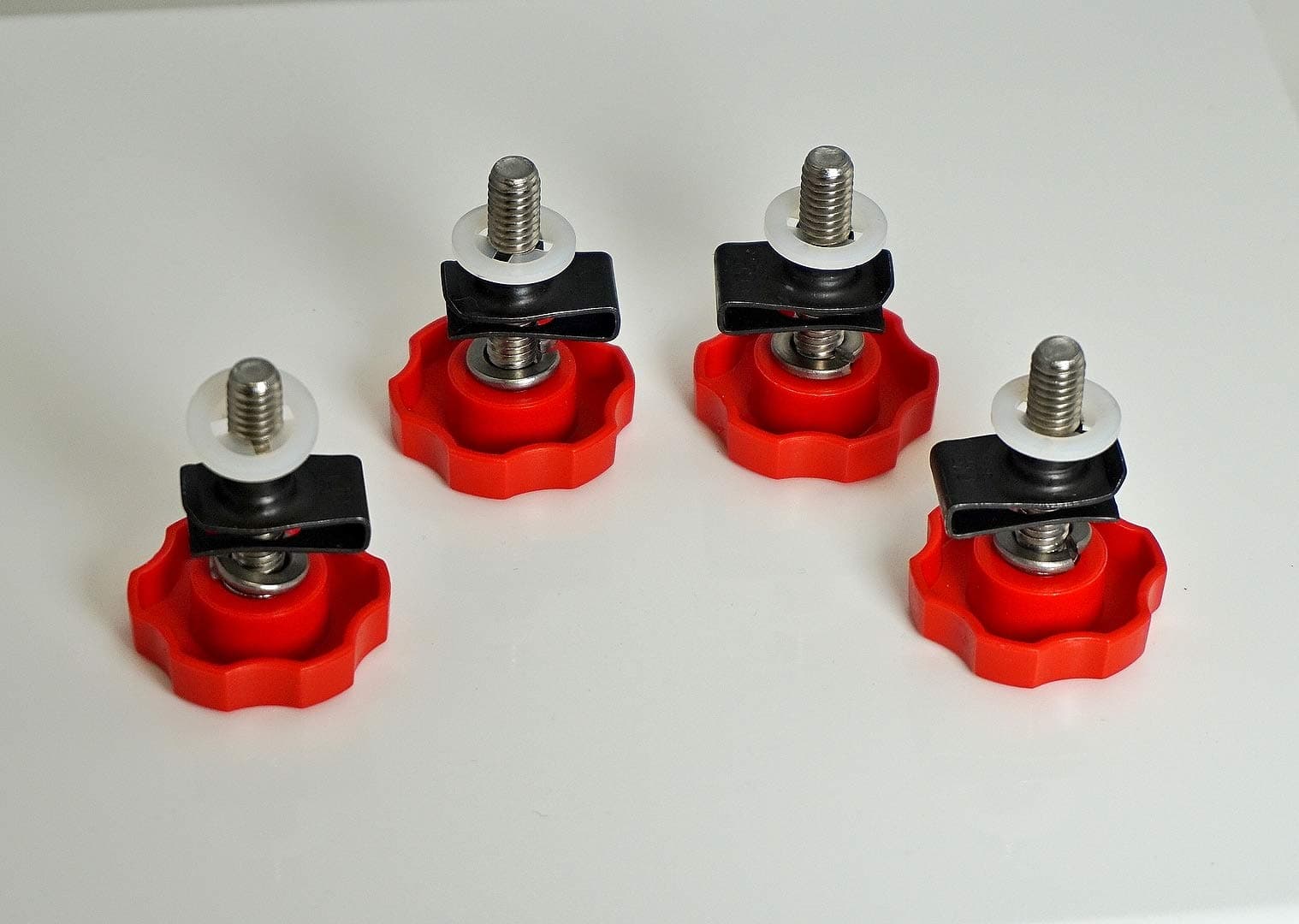 HDsmallPARTS LocEzy® Red 2014-2015 Saddlebag Mounting Hardware Knobs are replacement/compatible for Saddlebag Quick Release Pins on Harley-Davidson Touring Motorcycles Theft Deterrent