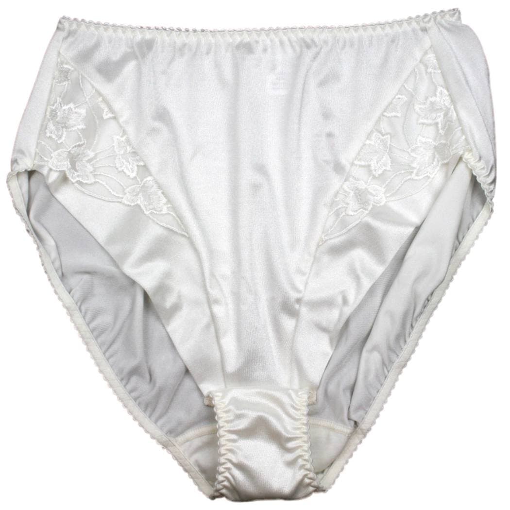 Silhouette Lingerie ' Cascade ' Full Brief Satin Knickers with Lace (3103) (L (14), Pearl)