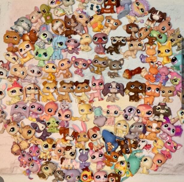 Pet Shop Pack Random 4pcs lps Toys and 10pcs Accessories, Mini Animal Toy Cute Collie Short Hair Cat Great Dane Cocker Spaniel Dog for Girls Action Figures Toys