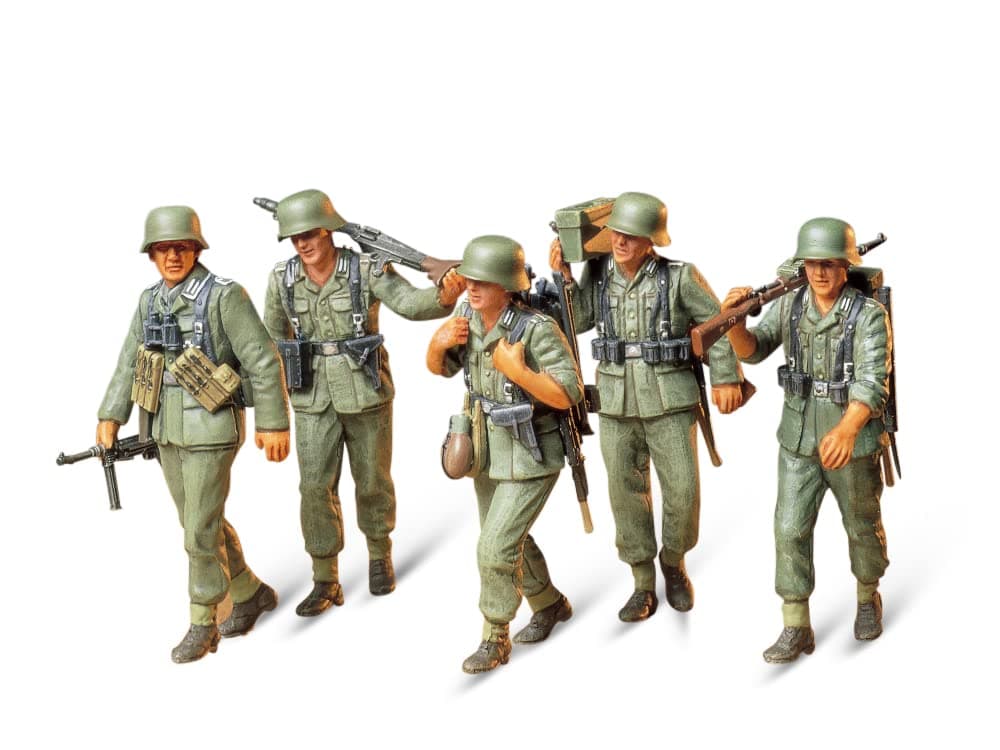 300035184 1:35 WWII Figurine Set, Machine Gun Troop in Manoeuvre (5)
