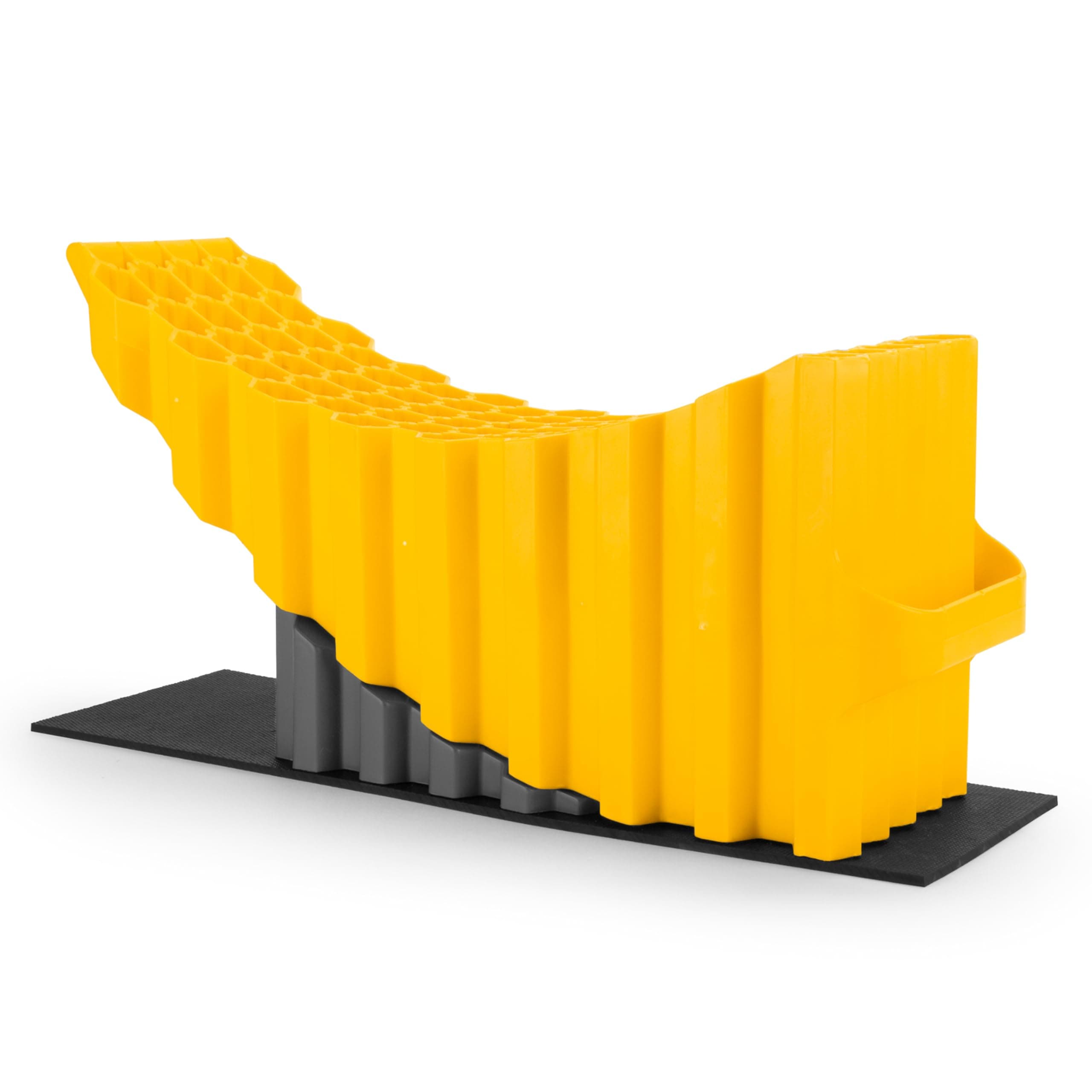 Camco Curved Trailer-Aid with Chock and Pad | Designed for Trailers Up to 20,000 lbs. | Works with Tires Up to 32-inches in Diameter | (44436)