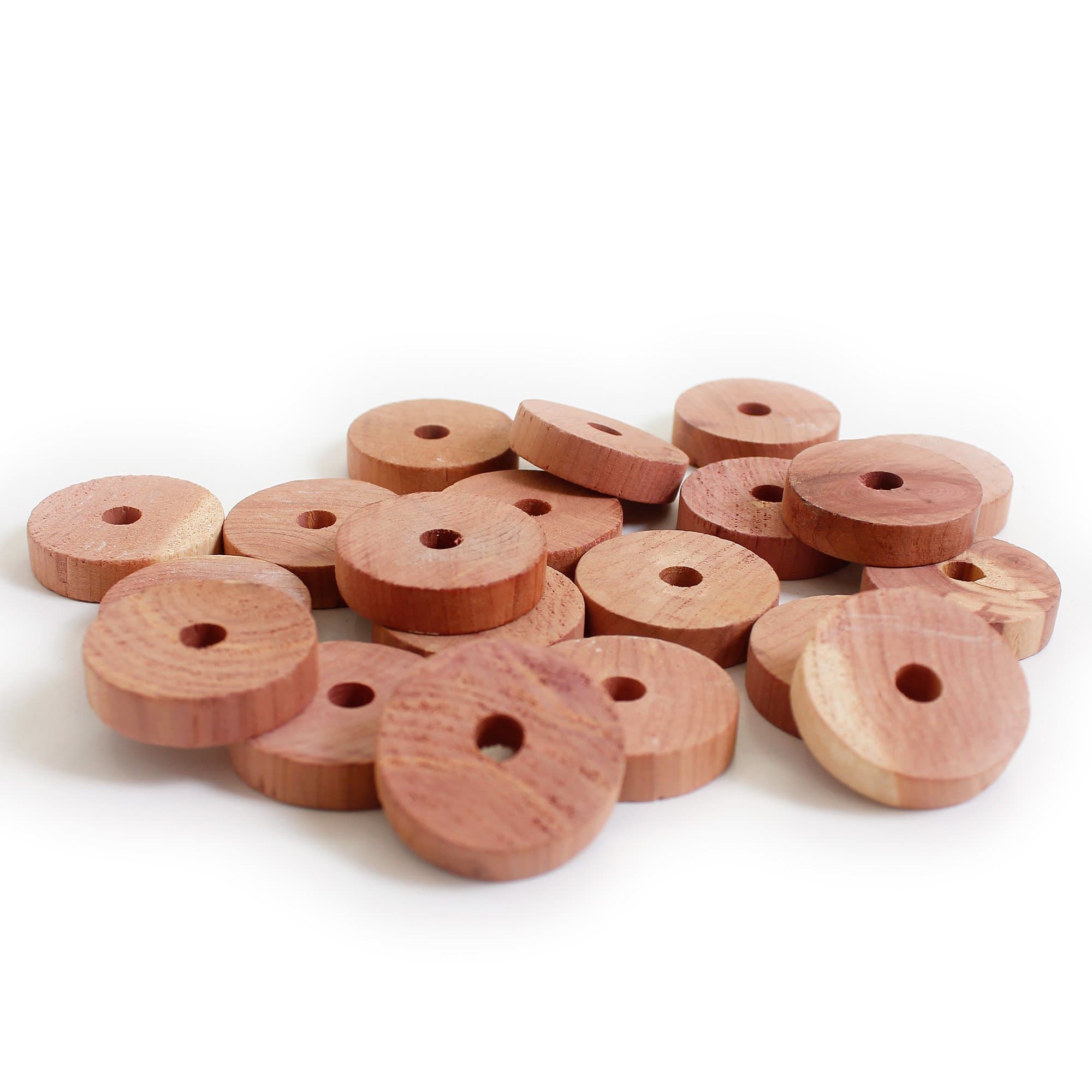 LaundrySpecialist® CEDAR WOOD WARDROBE RINGS set of 20 – Premium quality Cedar Wood for a natural aroma and natural protection against moths and other insects