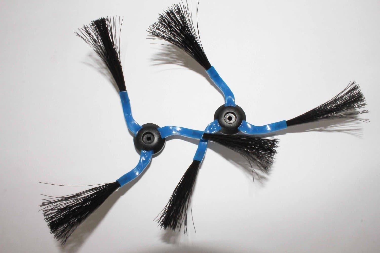 Yikebo(TM) 2 x Side Brushes for Samsung Robot Replacement Vacuum Cleaner 3-armed A Pair of brushes Vacuum Cleaner Accessory Kit