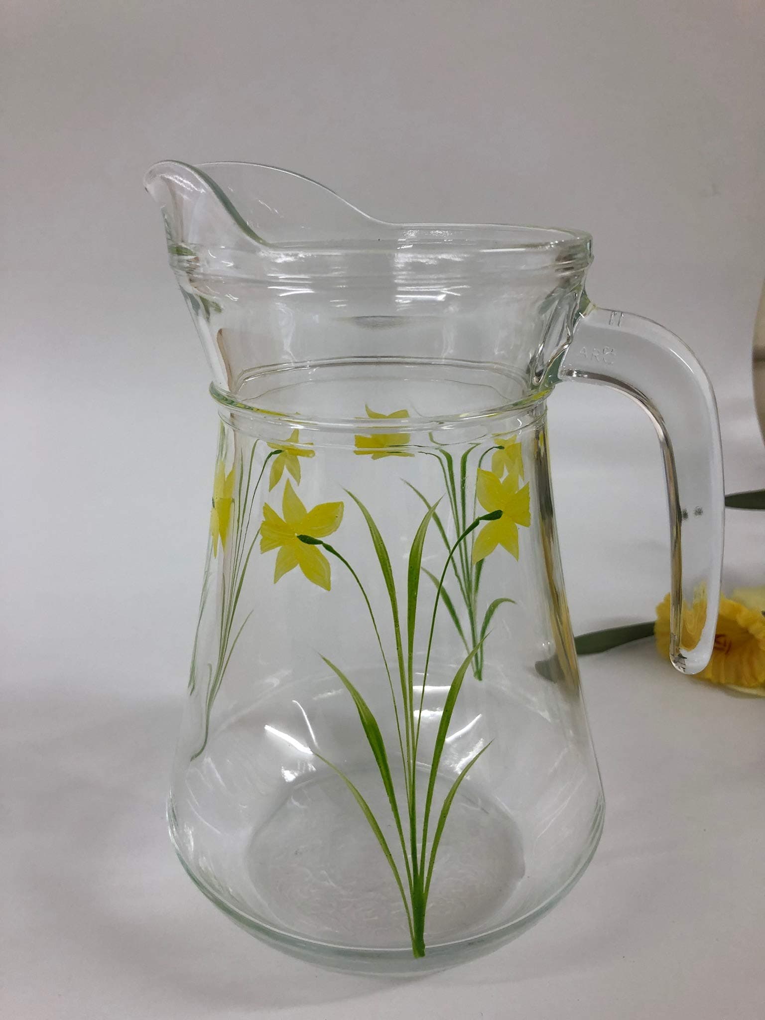 Rossvar Hand Painted Jug Daffodil Design