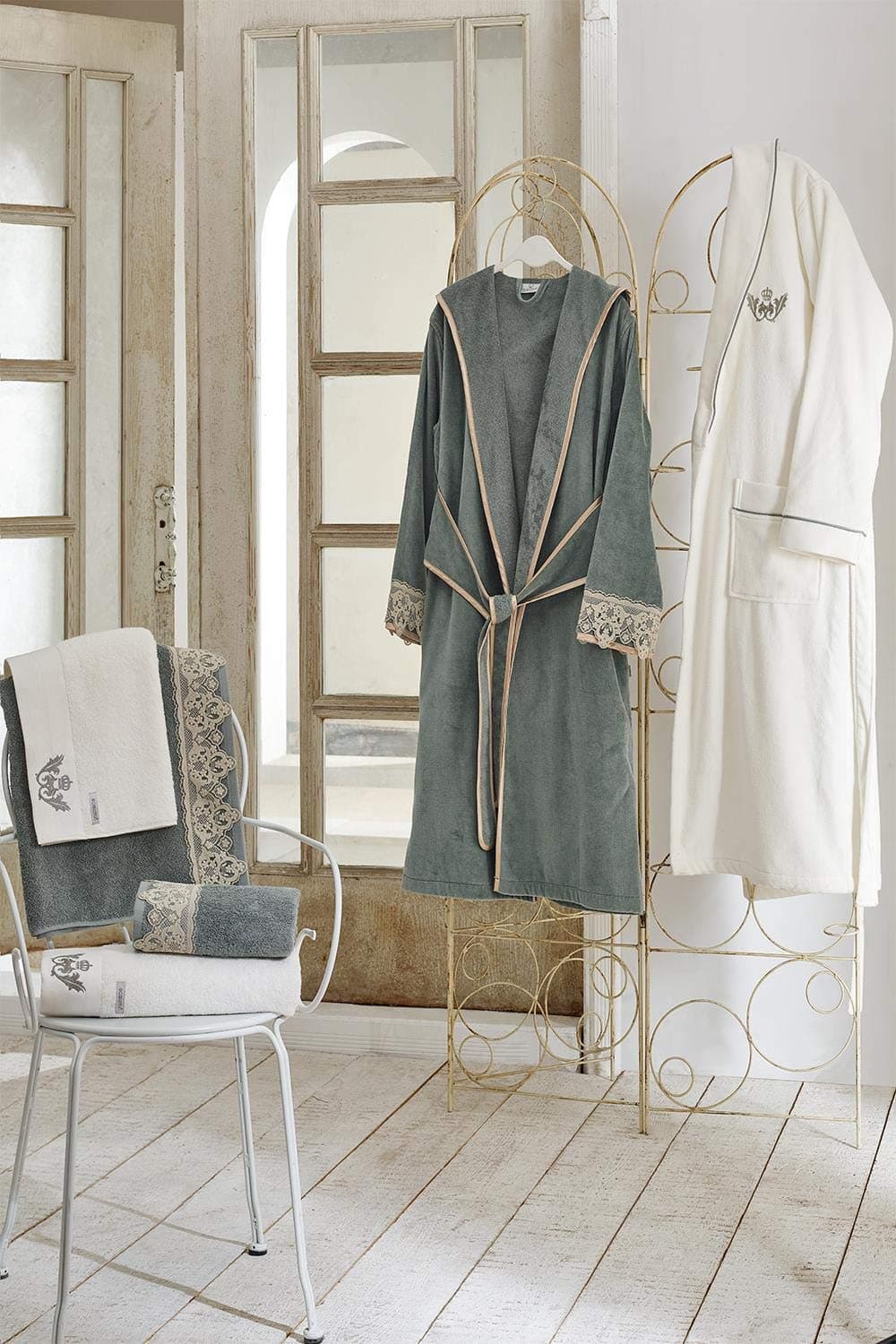 100% Turkish Organic Cotton Luxurious 10-Piece Family Bathrobe Set with GOTS Certification, Azra Bathrobe Set (Green - Cream, Medium - Large)