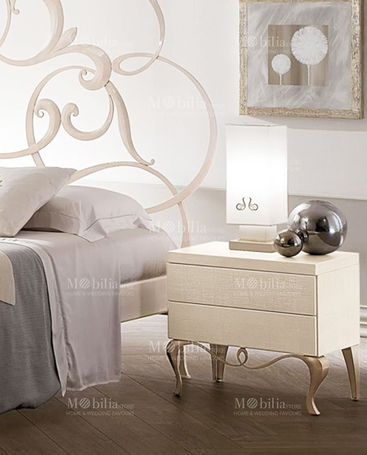 Modern bedside tables Mother of Pearl and Gold Cantori
