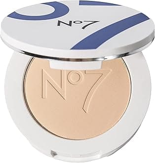 No7 Lift & Luminate Triple Action Powder - Light - Pressed Makeup Setting Powder for Face - Compact Setting Powder Reduces the Appearance of Fine Lines & Enhances Glow (10g)