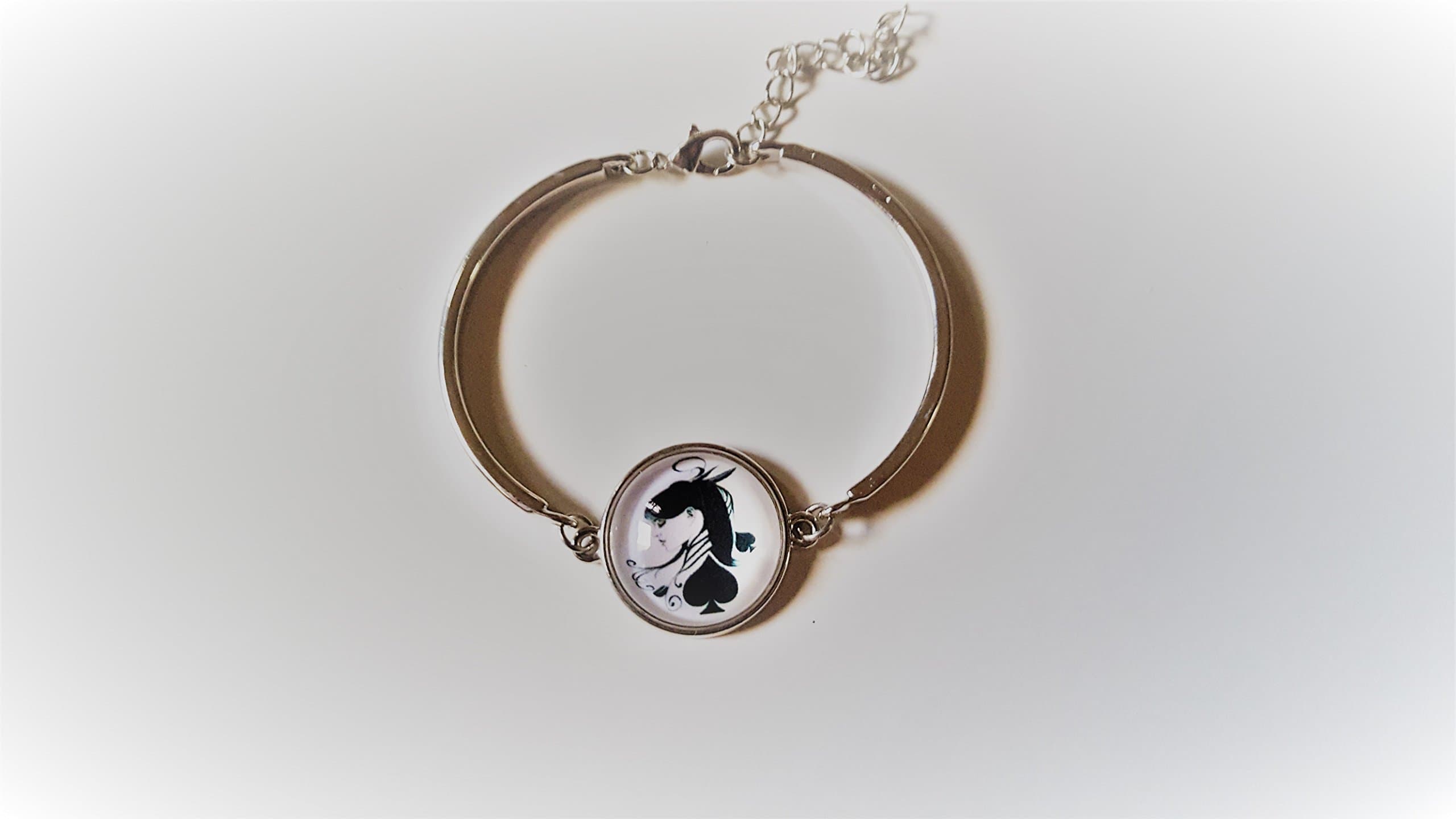 Queen of Spades Emblem Bracelet, Silver Colored Alloy