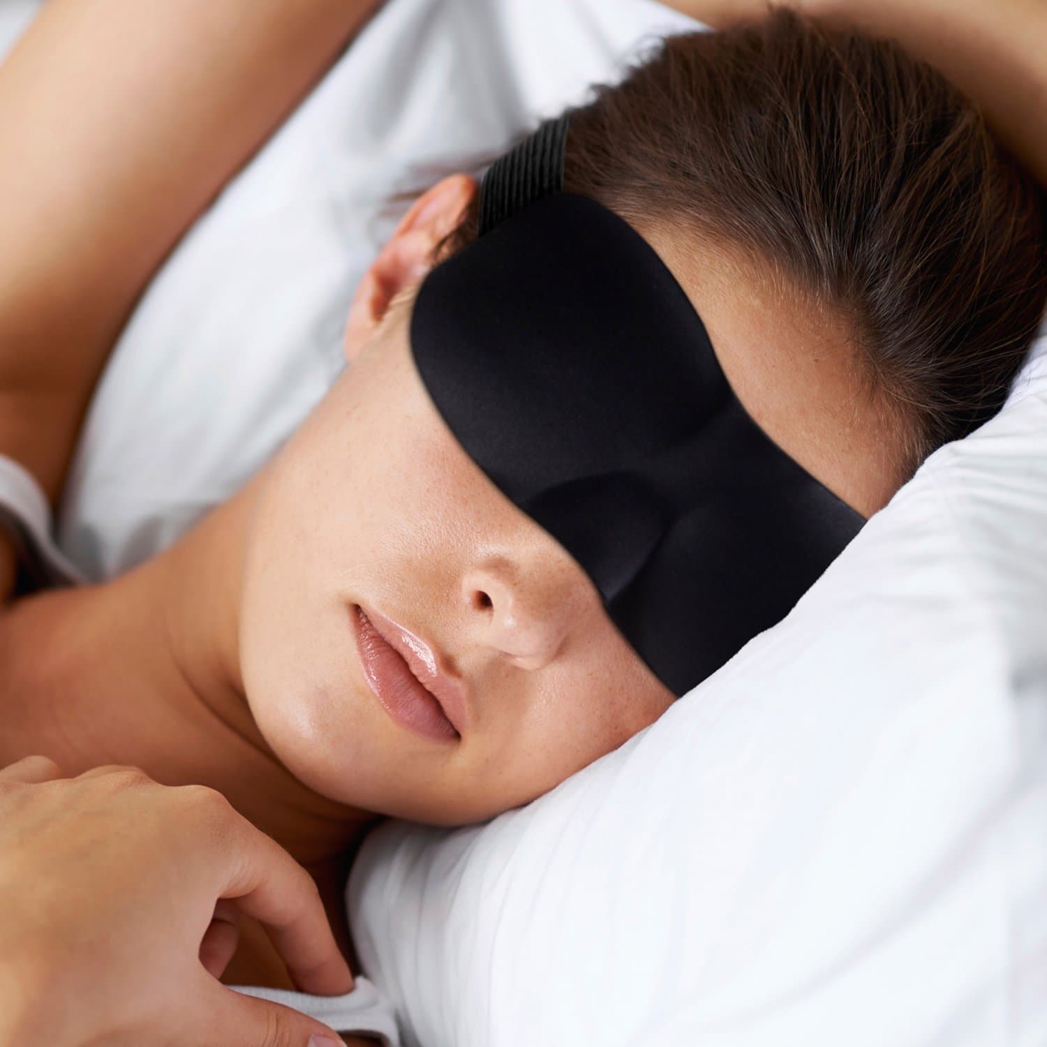 Premium sleep masks, sleeping anywhere with DrSleepwell sleeping mask, black blindfolds opaque, better sleep and no longer suffering from fatigue, eye-wear for light on the plane, workplace, car, unisex for women and men, anti-light, earplugs included