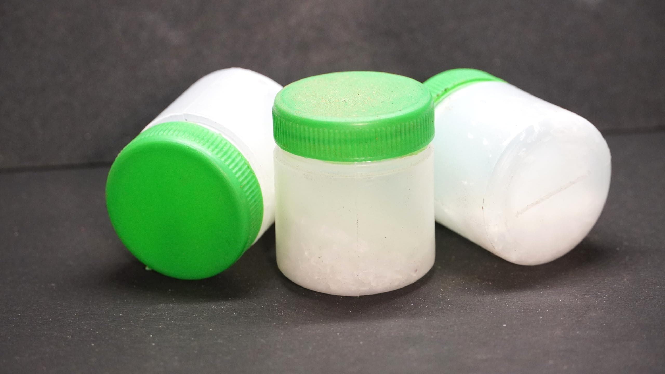 THOGAI’S - *OMA UPPU*- Thymus Vulgaris/ஓம உப்பு / Omam Uppu/Thymol/Thottathulasi/Banajwain/అజుమోద / వాము / Ajumoda/Vamu (100 GRAMS (PACK OF 1))