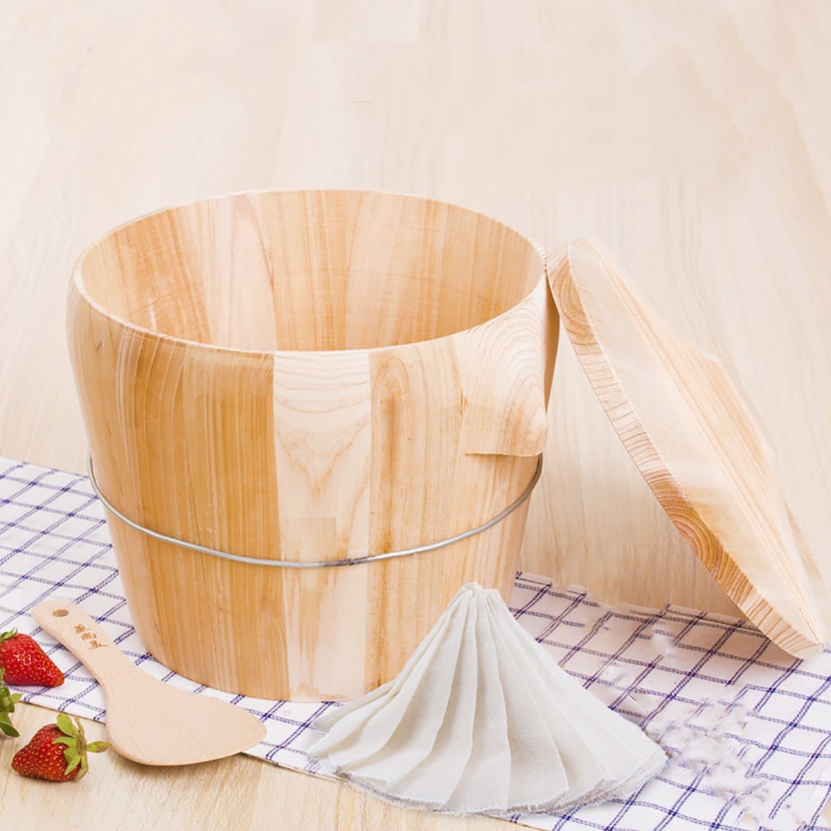 CountyLinen 10.6" X 8.7" Solid Cedar Wood Rice Steamer Rice Cooker with Rice Paddle