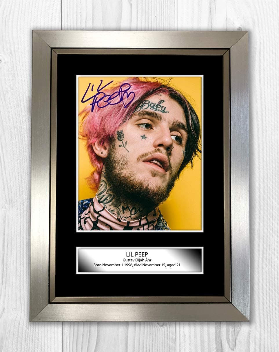 Engravia Digital Lil Peep (1) reproduction signature photograph poster Photo A4 Print (Silver frame)