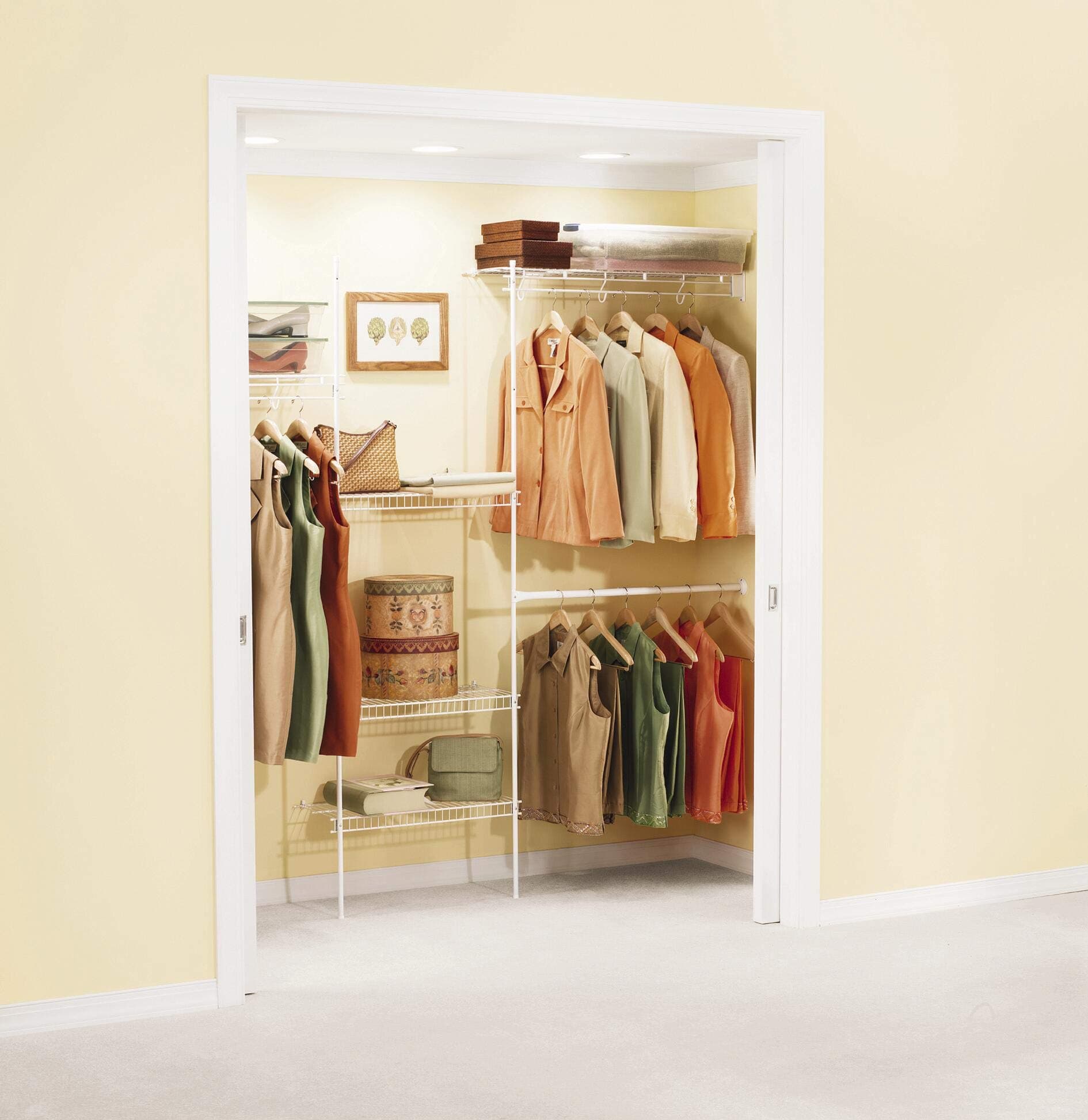 Rubbermaid FastTrack FreeSlide Expandable Closet Organizer, 5 to 8 foot, White (3D1100WHT)