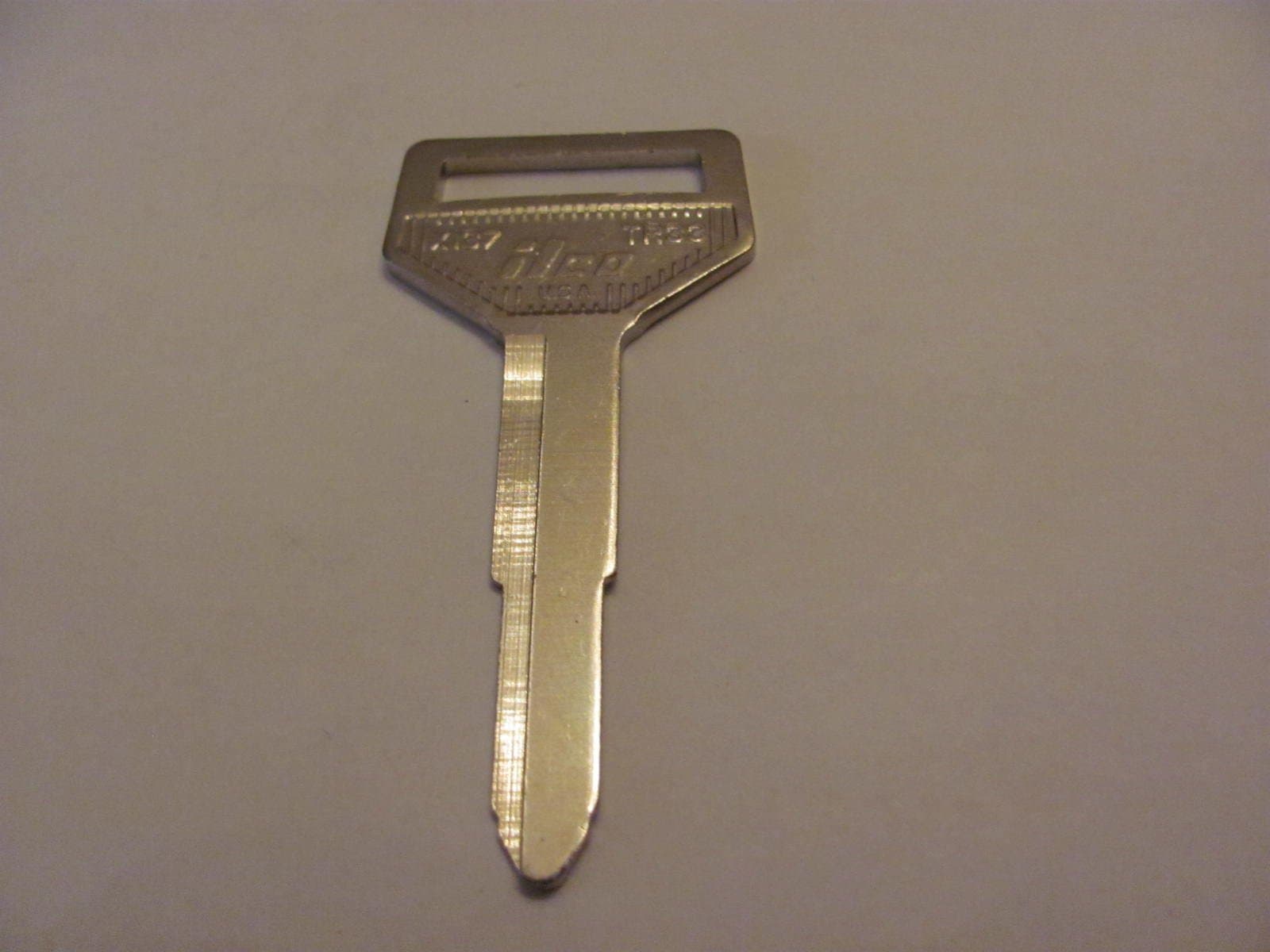 New Blank Key(s) for Toyota - Ilco Nickel Plated Double Sided Key Blank(s) - (TR33 / X137)