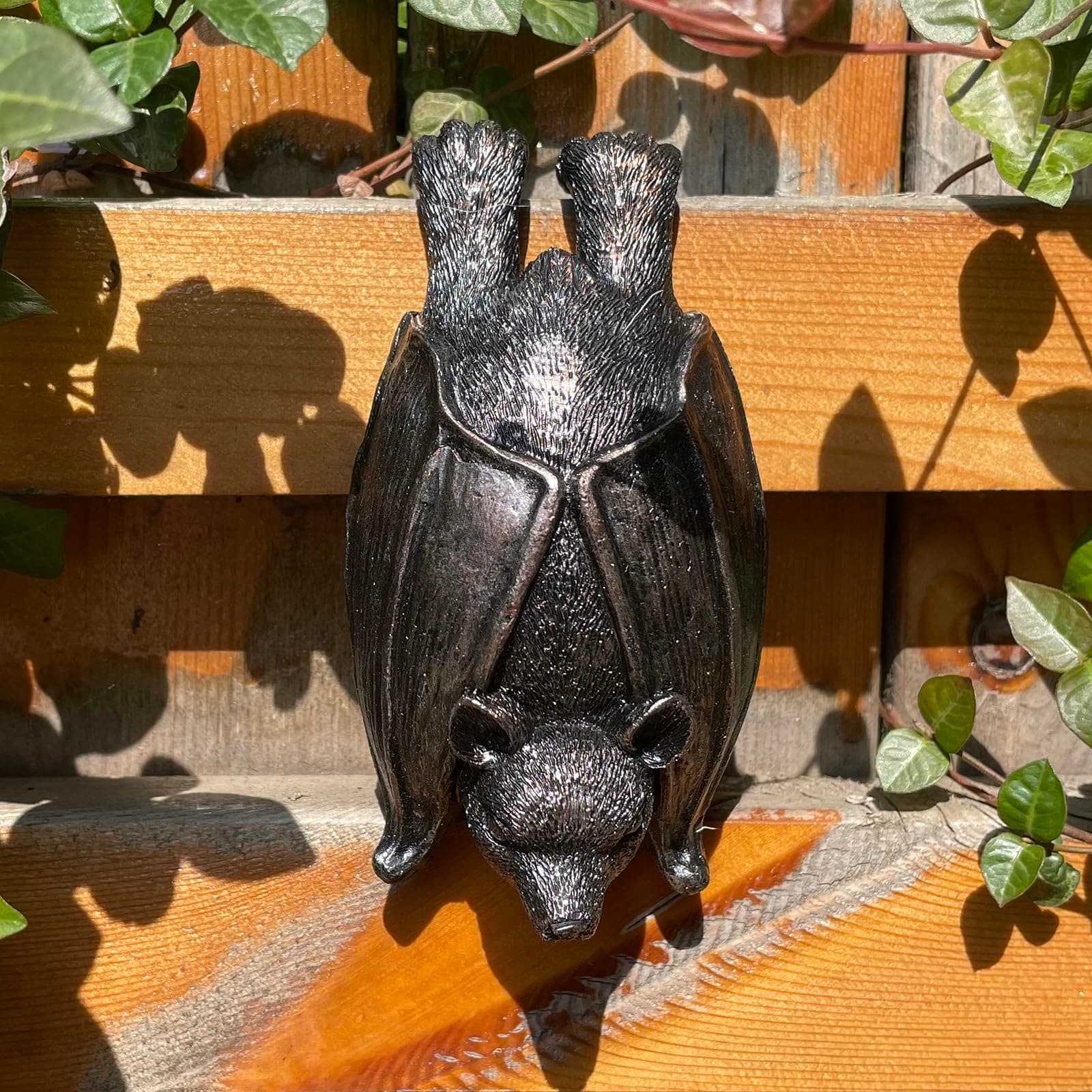 JARPSIRY Helloween Bat Statue Garden Decor Plant Pot Hugger Resin Flower Pot and Vase Hugger Planter Pot Hanger Hanging Bat Figurines Lawn Sculptures Outdoor Ornaments Home Office Decoration
