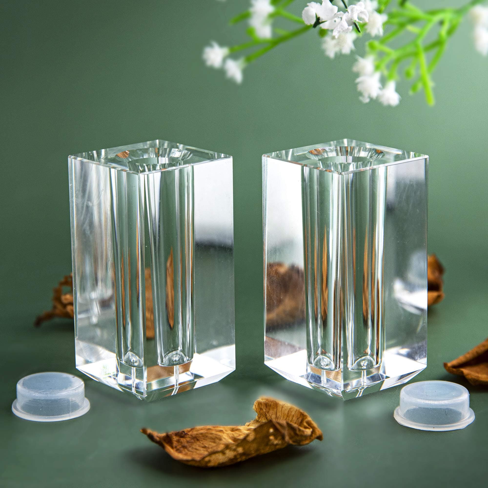 QFkris Set of 2 Refillable Seasoning Bottle Crystal Salt and Pepper Shakers Kitchen or Table Decor Salt Shaker Set