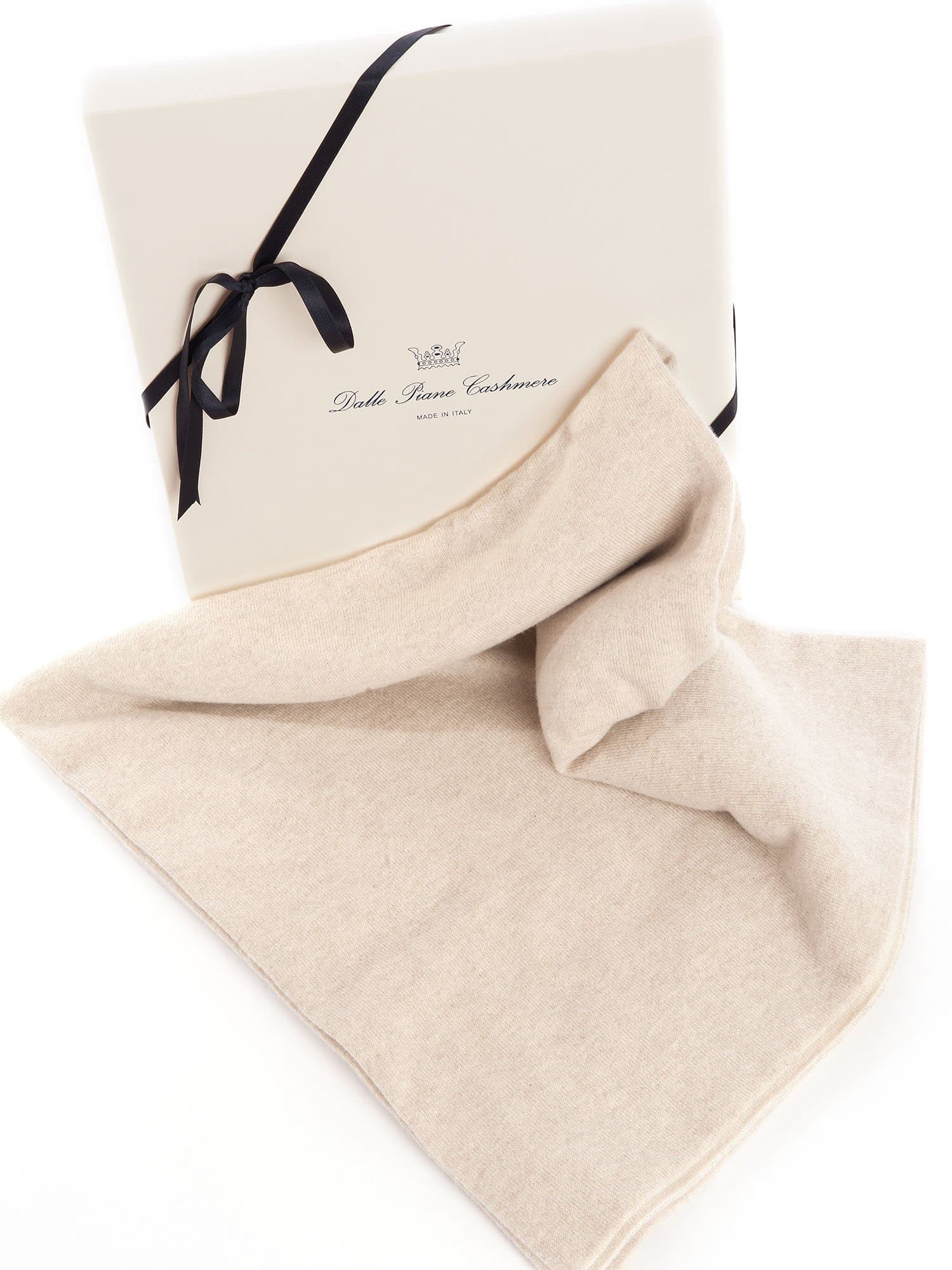 Dalle Piane Cashmere - Two-Colored Baby Cashmere Blanket - Color: Beige