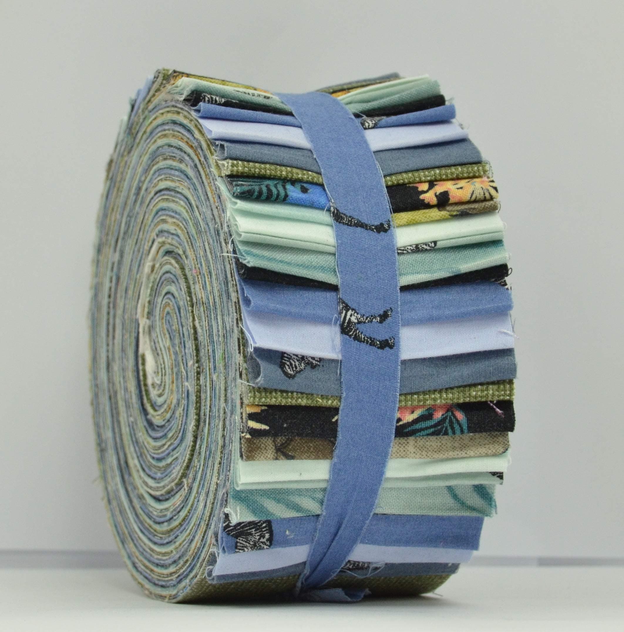 SEWCRAFTE Safari Zebra Print Jelly Rolls Fabric for Quilting, Patchwork, Craft, 100% Cotton - 20 Strips Bundle (2.5" W x 45" L)