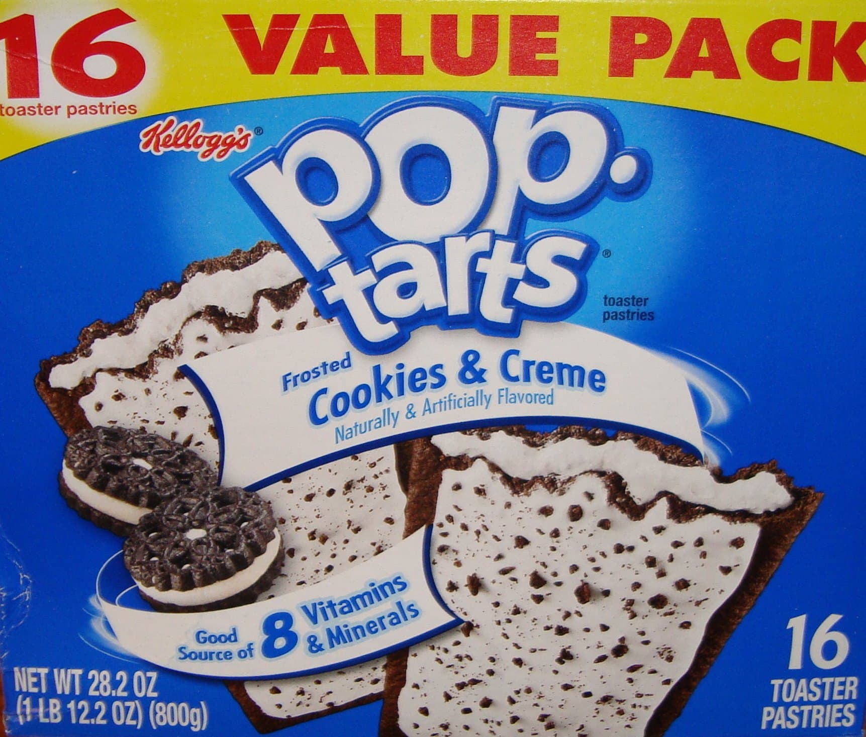 Pop-Tarts Breakfast Toaster PastriesValue Pack, 28.8 oz (800 g) 16 Pastries in One Box (Cookies and Creme)