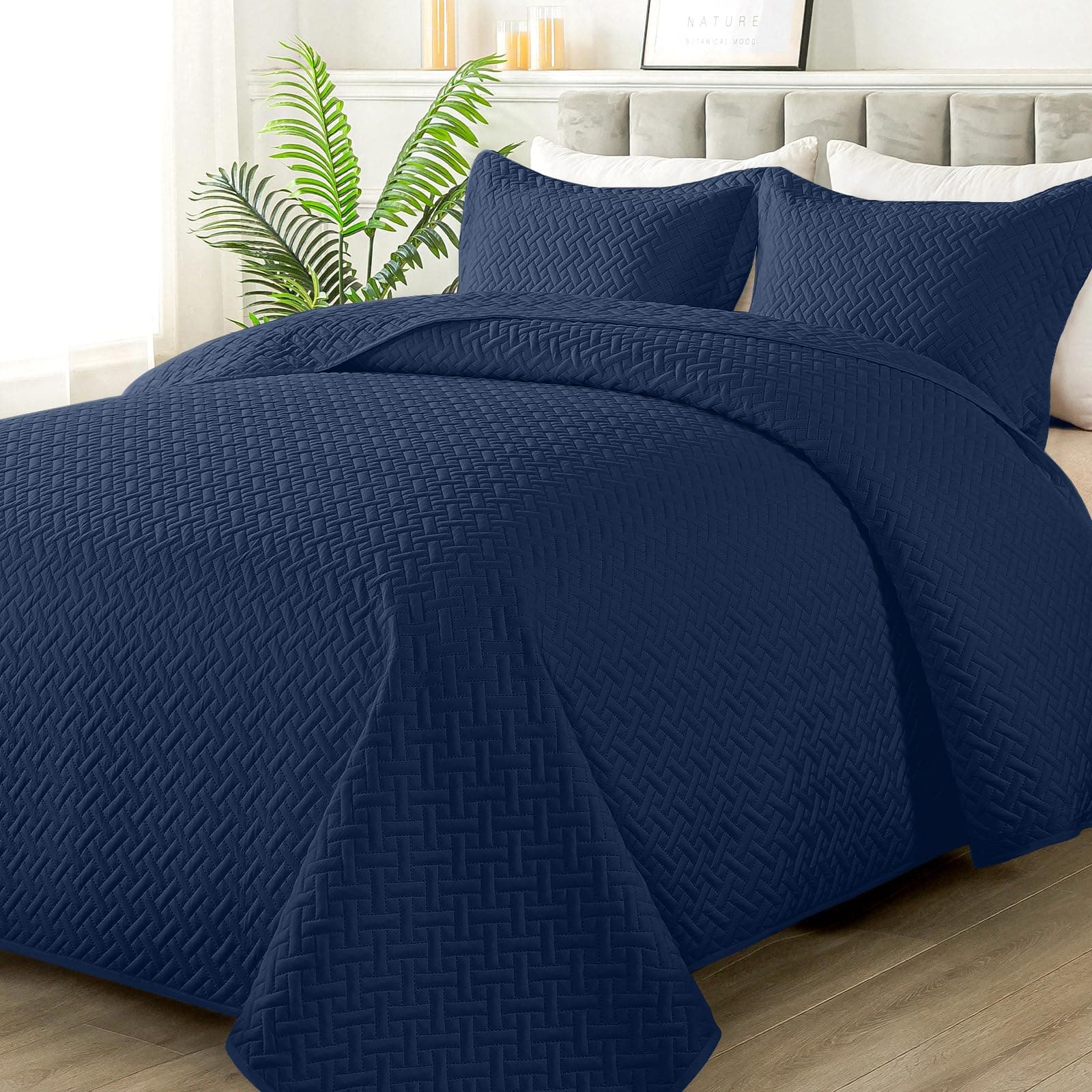 HYLEORY Quilt Set Full/Queen Size - Soft Lightweight Quilts Summer Quilted Bedspreads - Reversible Coverlet Bedding Set for All Season 3 Piece (1 Quilt, 2 Pillow Shams) - Navy Blue