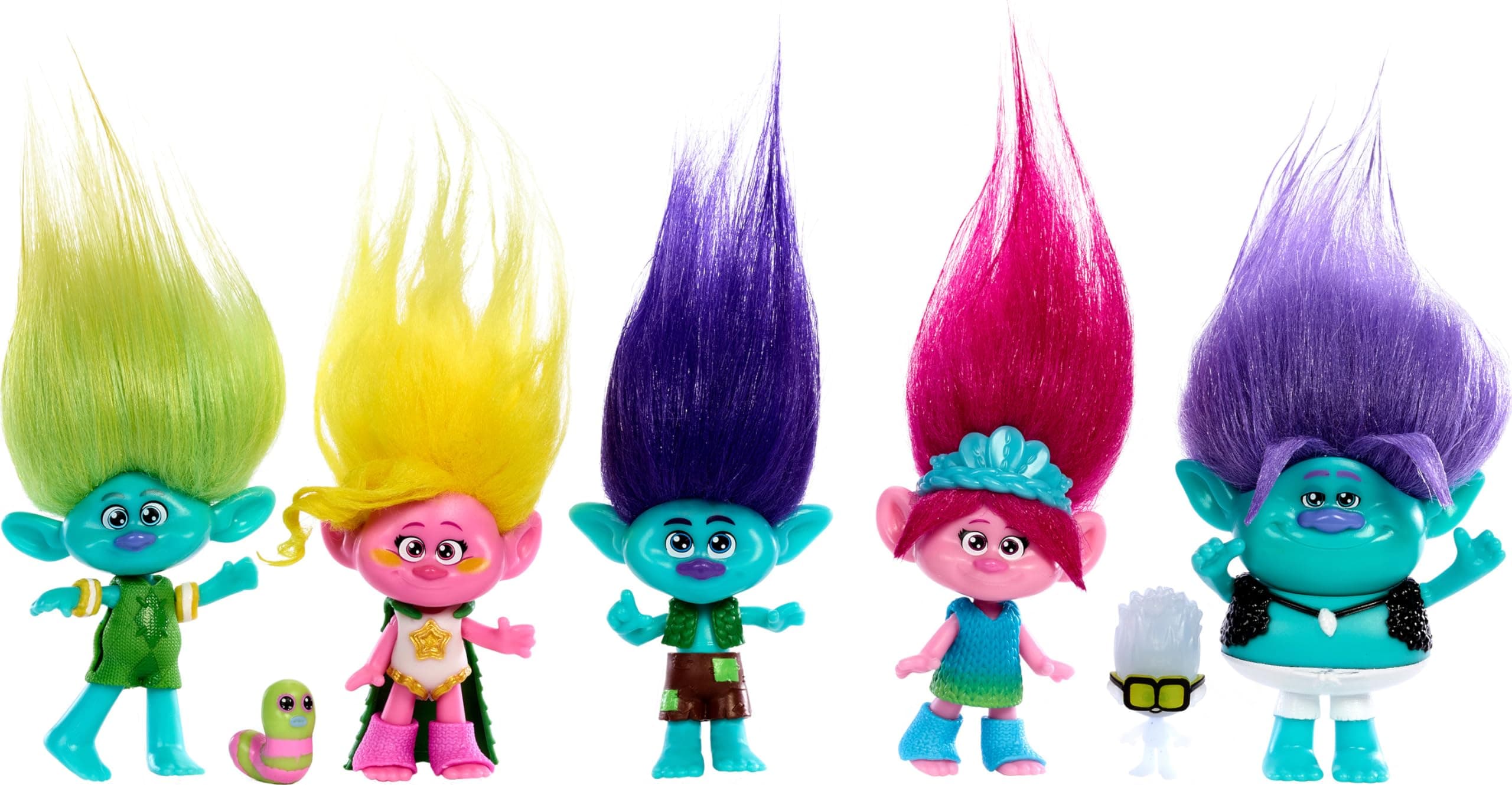 Trolls Band Together Toys, Best of Friends Pack Age 3+ with 5 Small Dolls & 2 Character Figures, Includes Queen Poppy Doll, HPW78