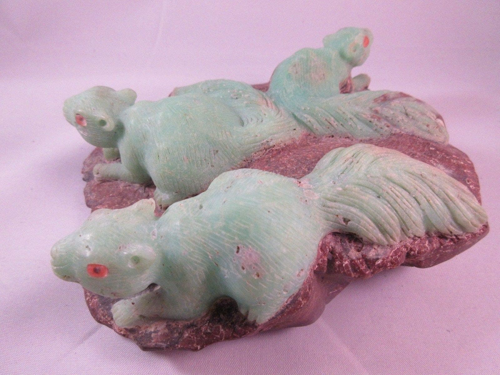 Chrysoprase Carved '' Family of Squirrels '' Mini Statue #ID-3835