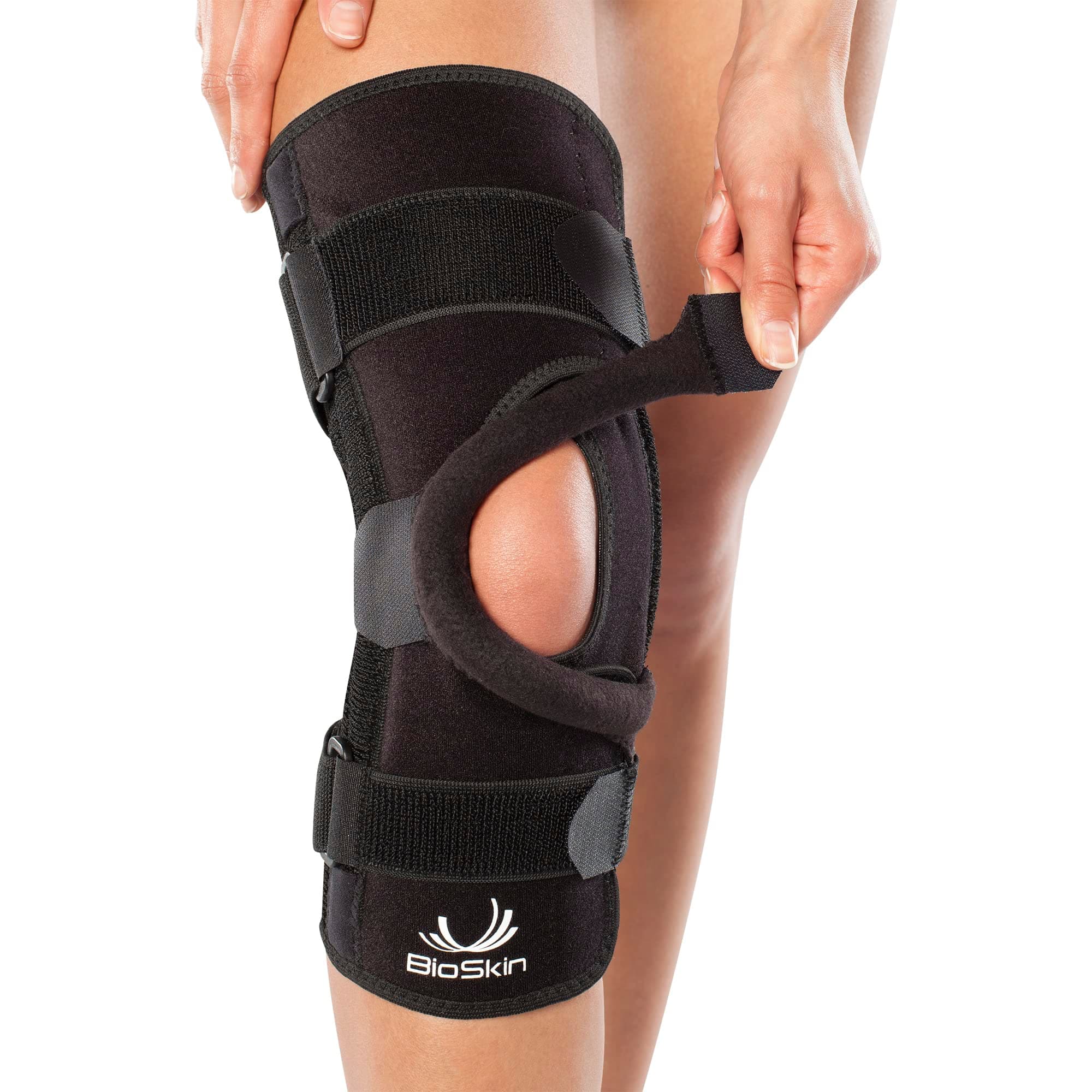 Wrap Around Compression Supportive Knee Brace for Patellofemoral Pain and Patella Tracking Disorders - Q Brace by BioSkin (S)