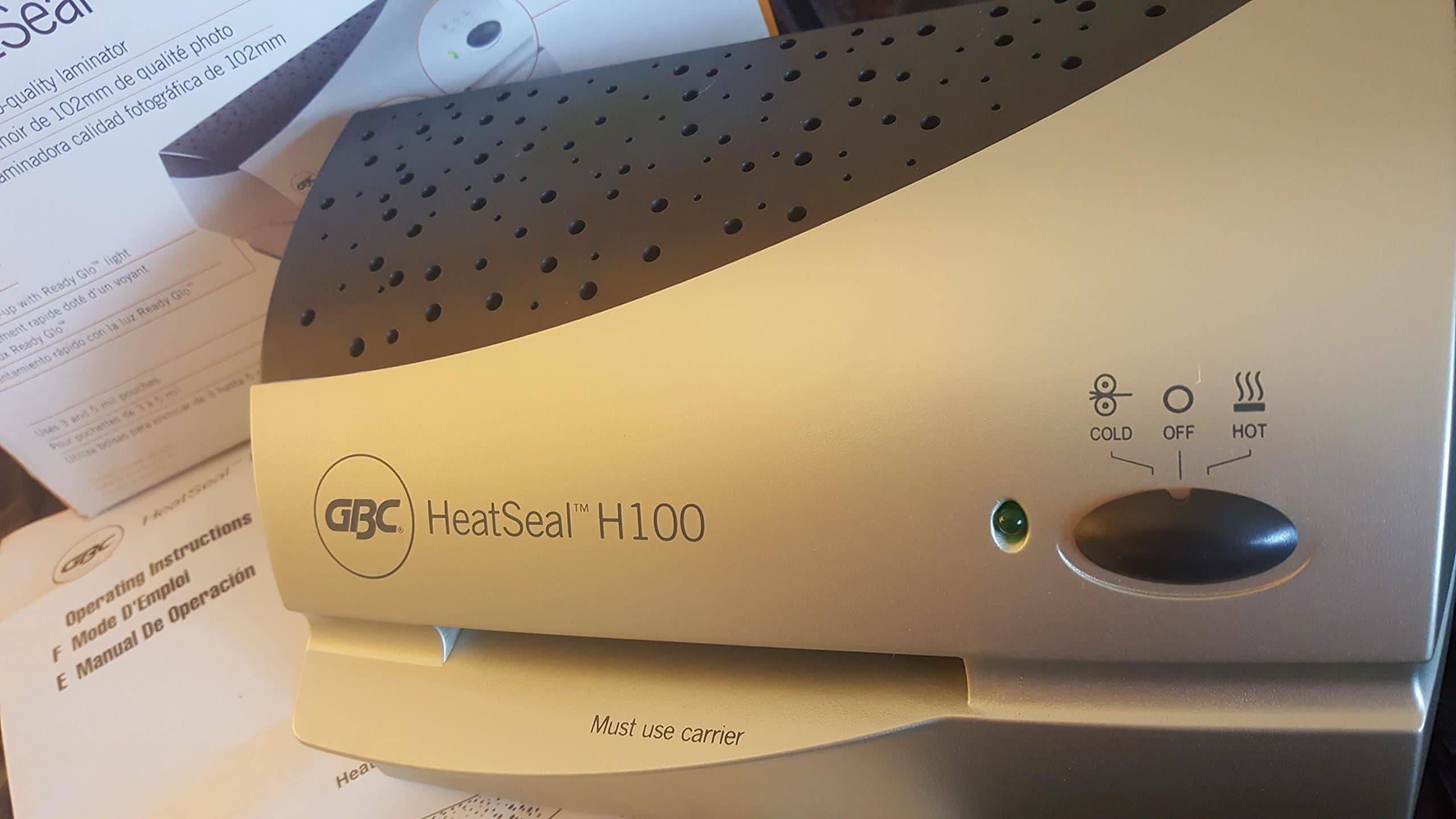 GBC HeatSeal H100 Photo and Badge Pouch Laminator, 4.5 Inch Width Capacity, 3 mm to 5 mm Pouch Thickness, Gray (1701280)