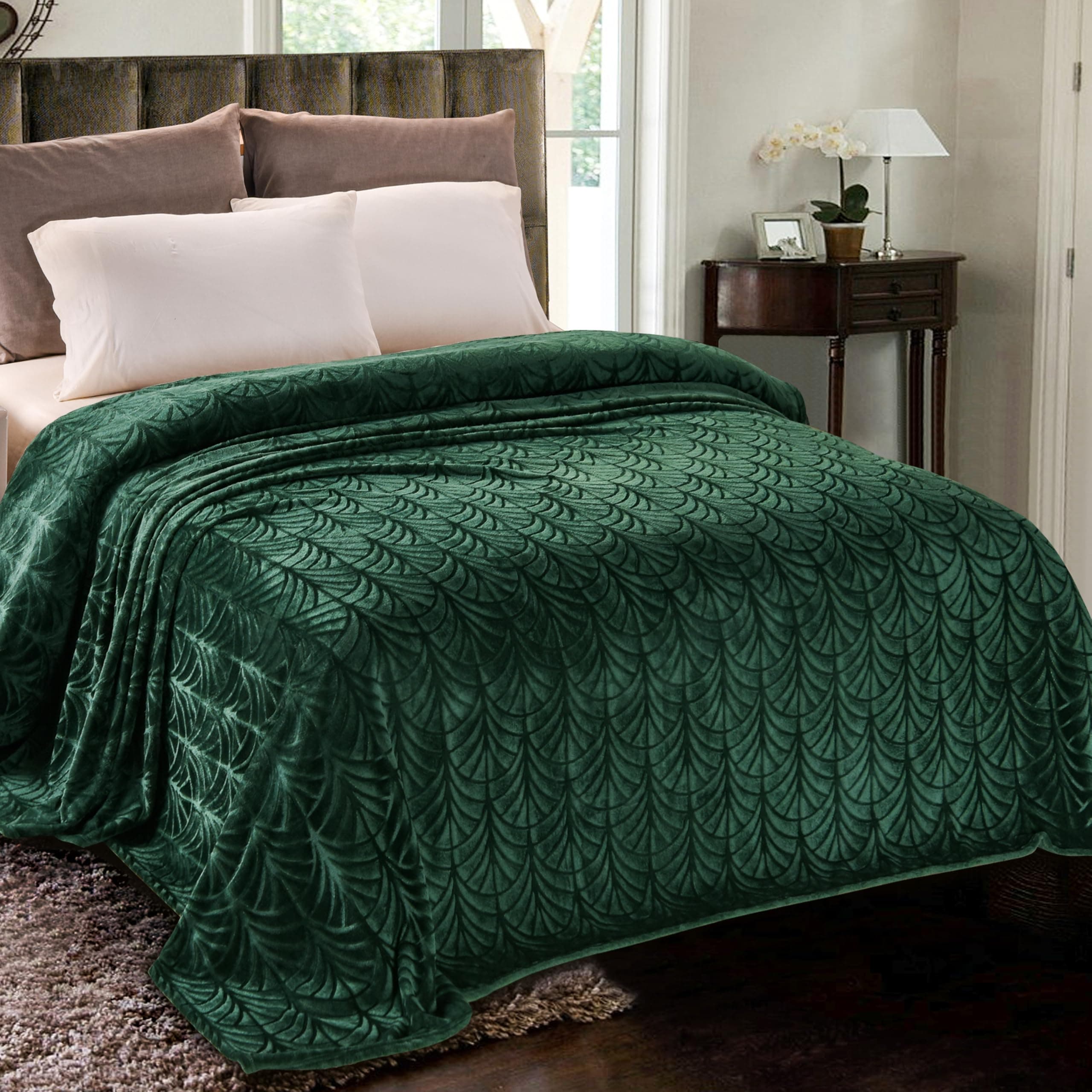 Whale Flotilla Flannel Fleece Queen Size Blanket for Bed, Soft Fluffy Velvet Bedspread Coverlet with Decorative Vintage Pattern for All Season, Warm and Lightweight, 90x90 Inch, Deep Green