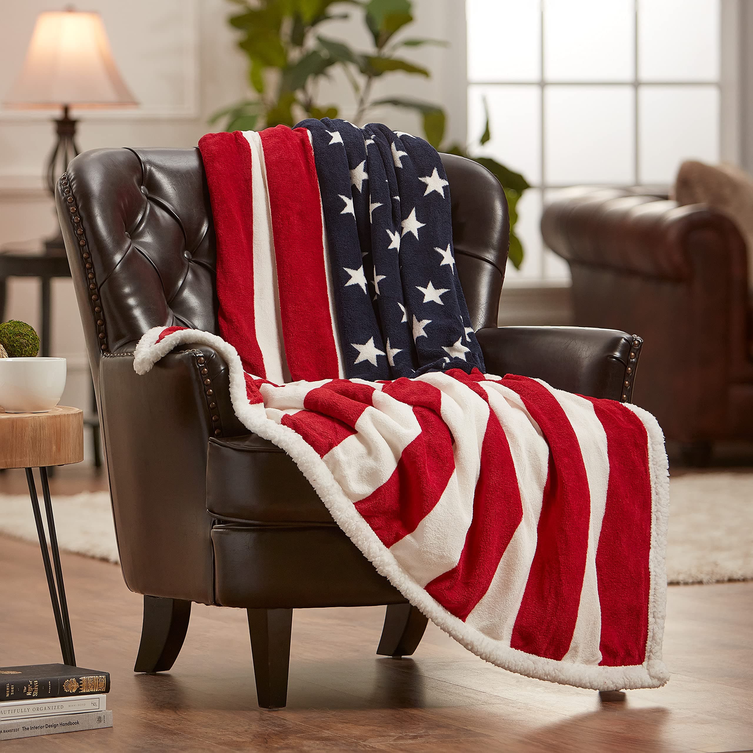 Premium Patiotic US Flag Print Sherpa Throw Blanket - Lightweight Microfiber for Couch and Bed - Great Gift for Veteran, Friend, Men, Women, Proud American House (60x70 Inches)