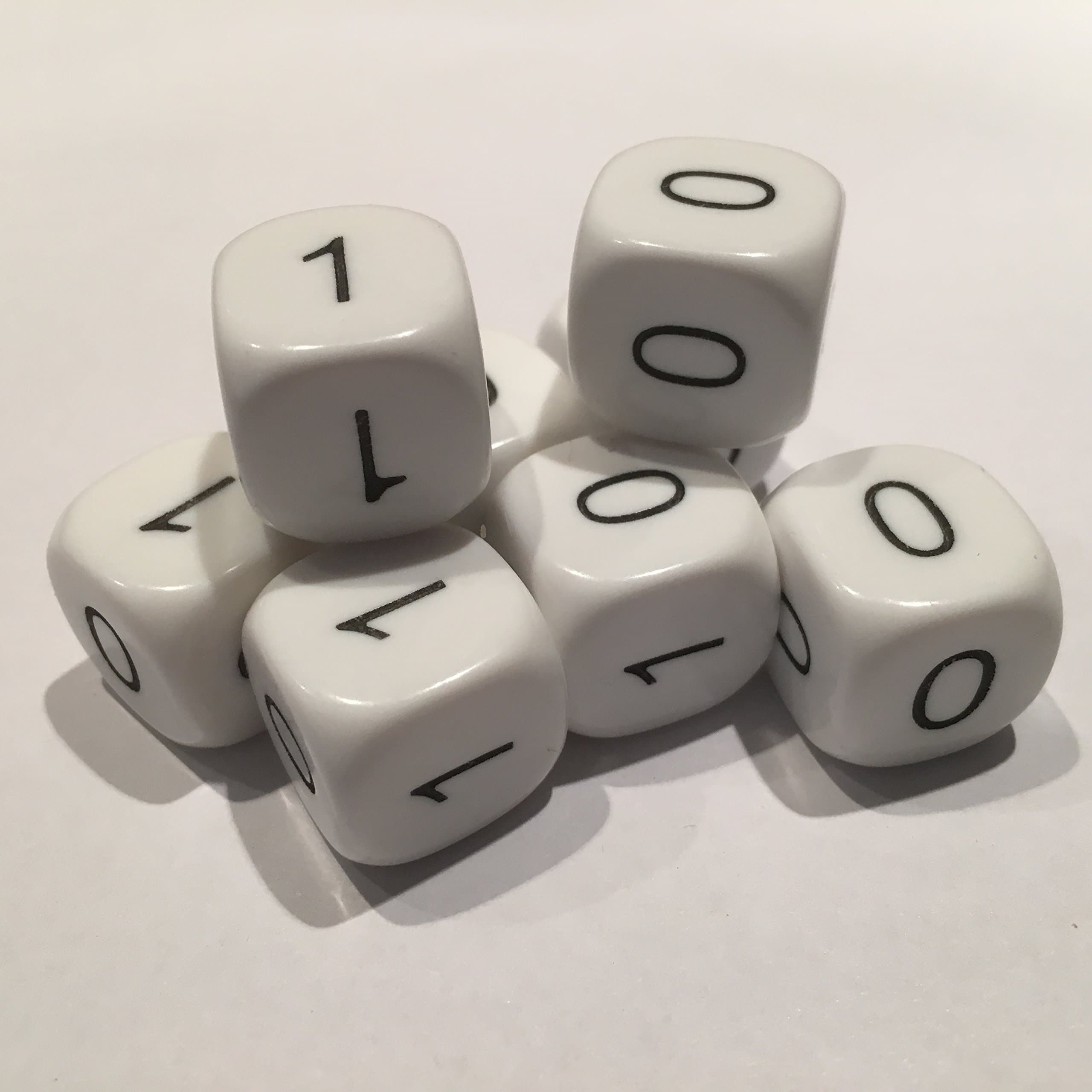 A Byte of Binary Dice (Pack of 8)