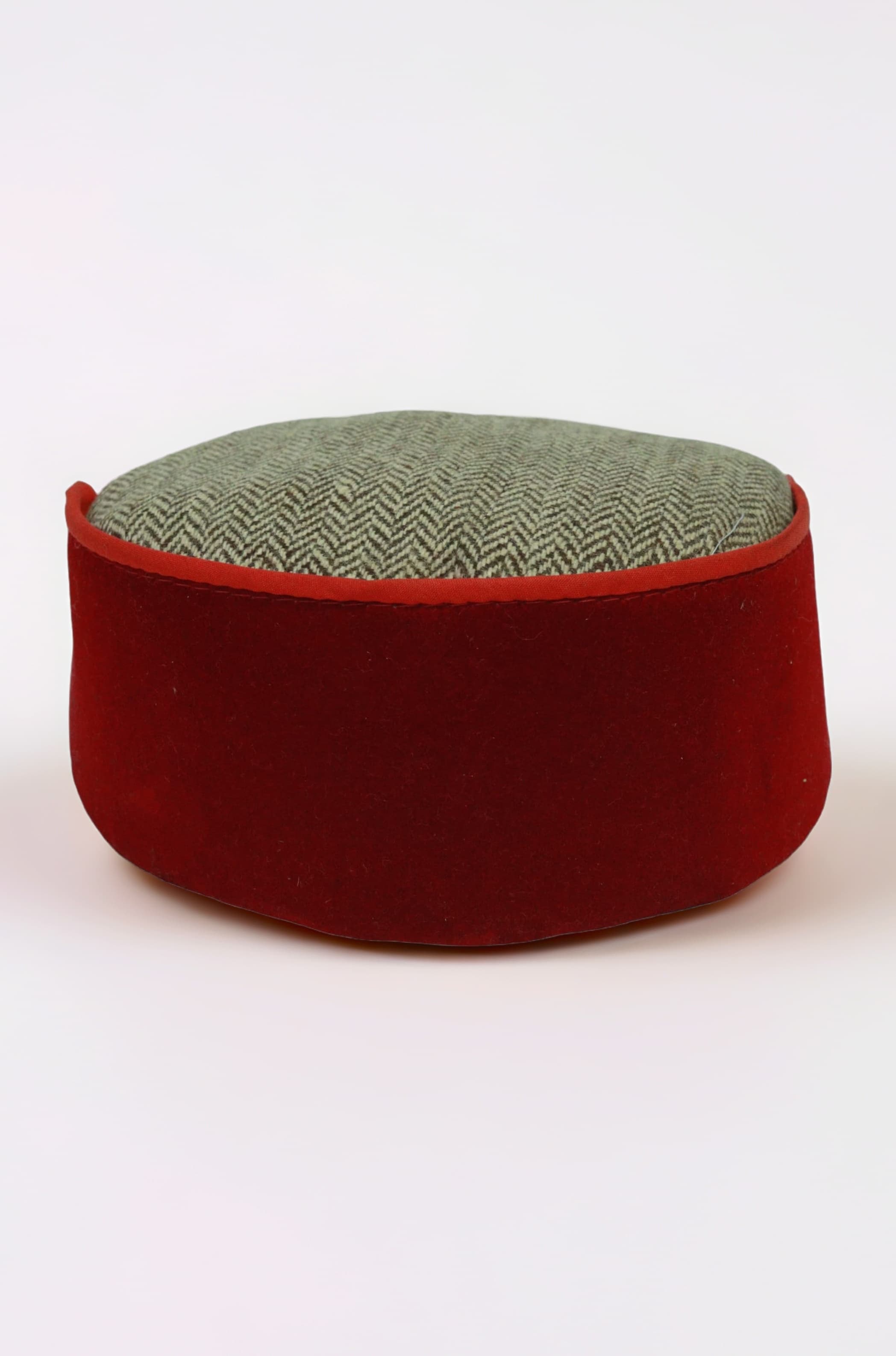 Unisex Woolen Kullu Cap (Pack of 1) (TS0964D_Broad Maroon Base_Free Size)