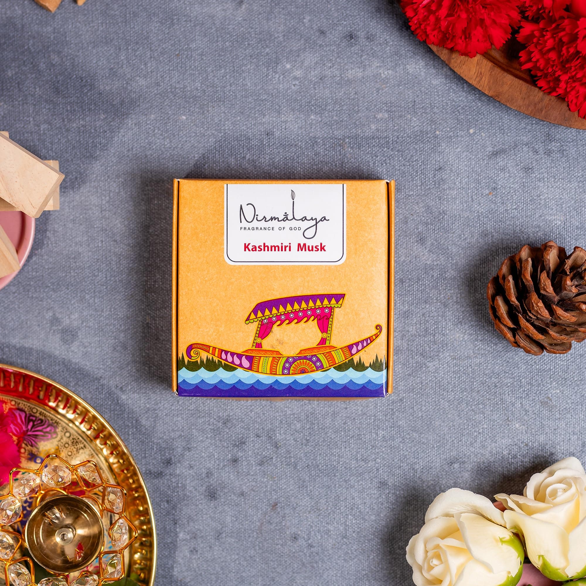 Premium Kashmiri Musk Incense Cones | Pack of 40 Cones | 100% Natural & Charcoal-Free | Luxury, Hancrafted Organic Agarbatti for Pooja, Meditation, Yoga and Aromatherapy