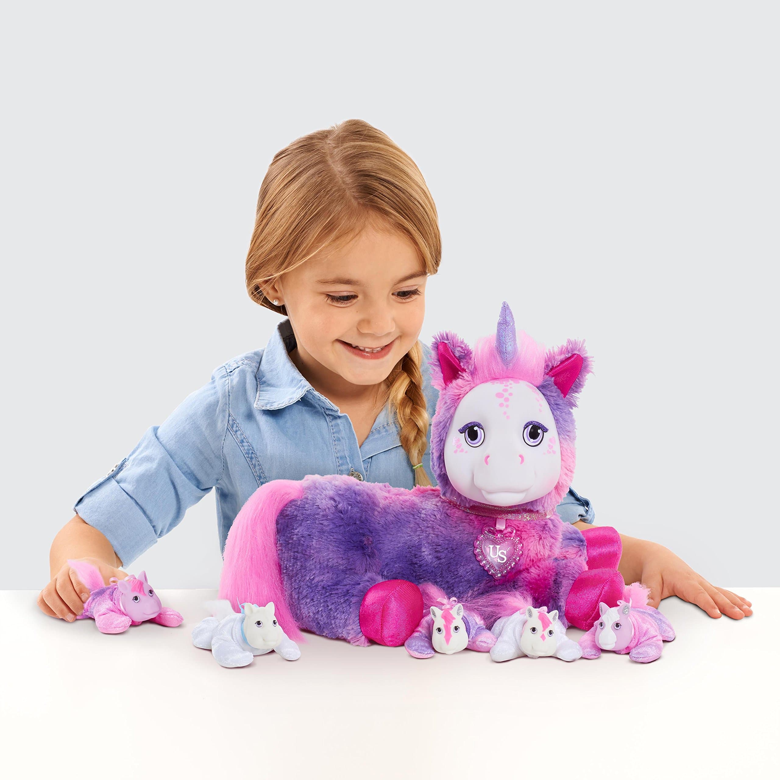 Unicorn Surprise - Livia and her babies