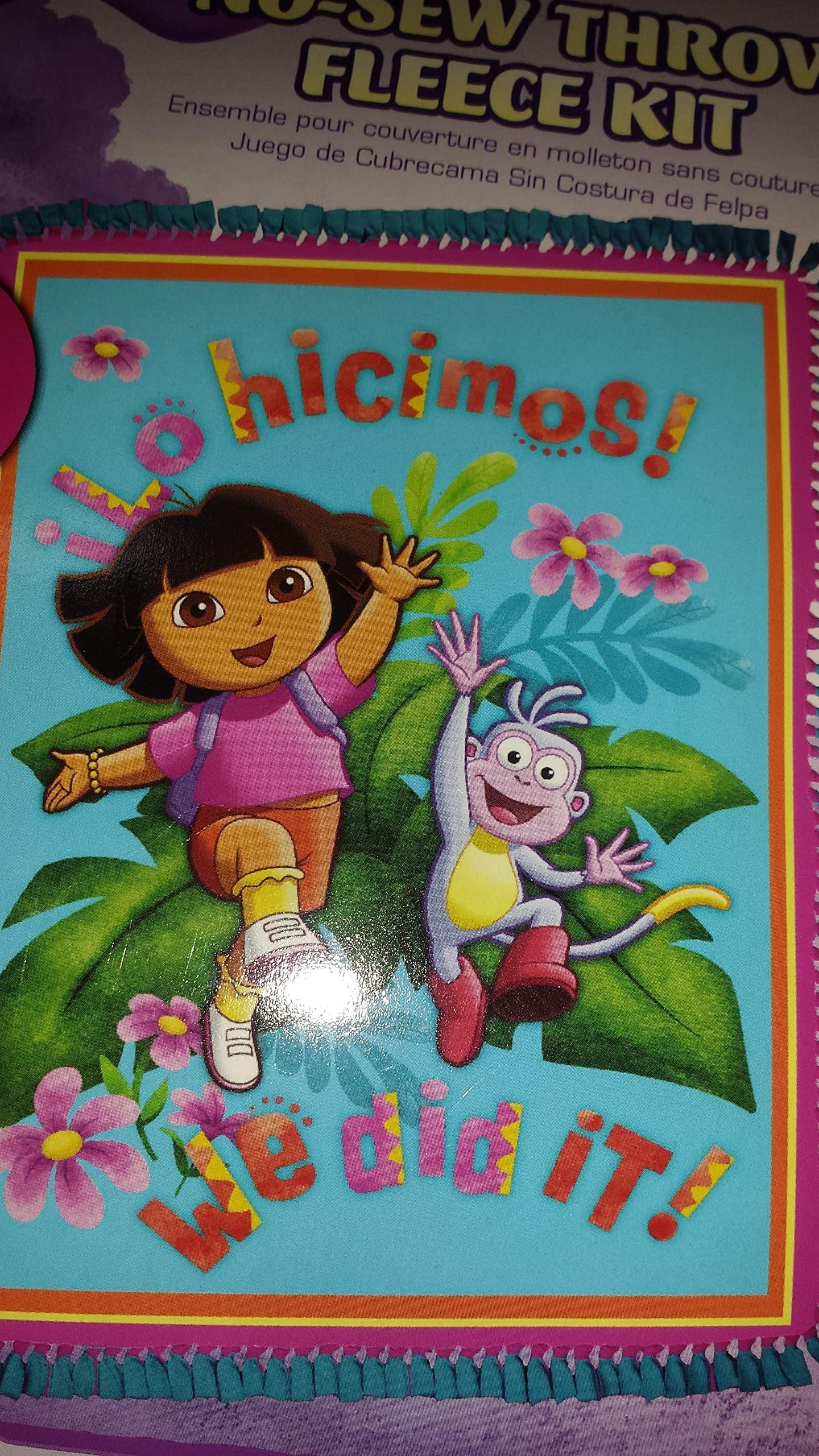 Creative Cuts Microfiber No Sew Throw Kit, Nickelodeon Dora Fall Fun, Pink