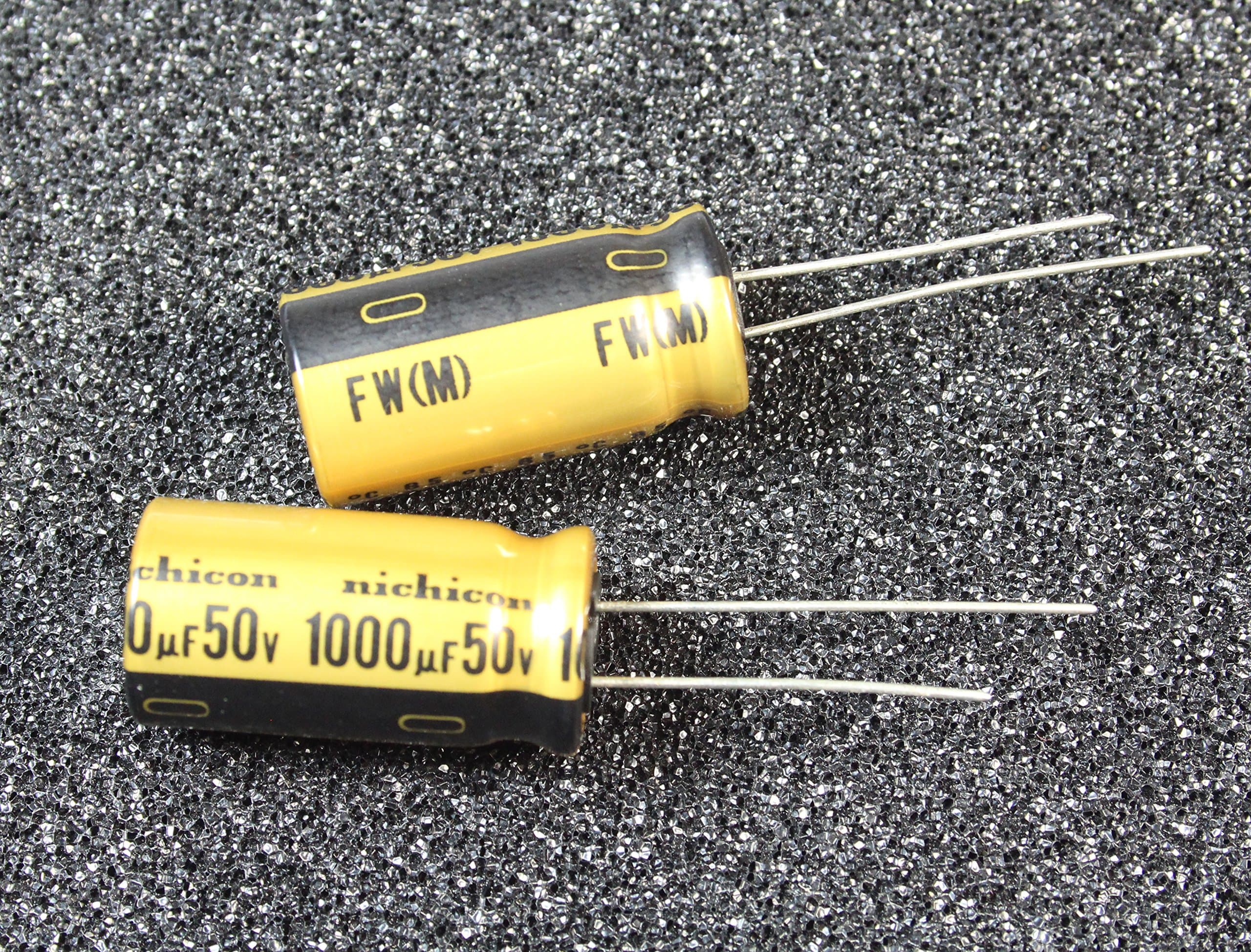 2pcs Nichicon Gold FW 1000uF 50v Radial Electrolytic Capacitor for Audio