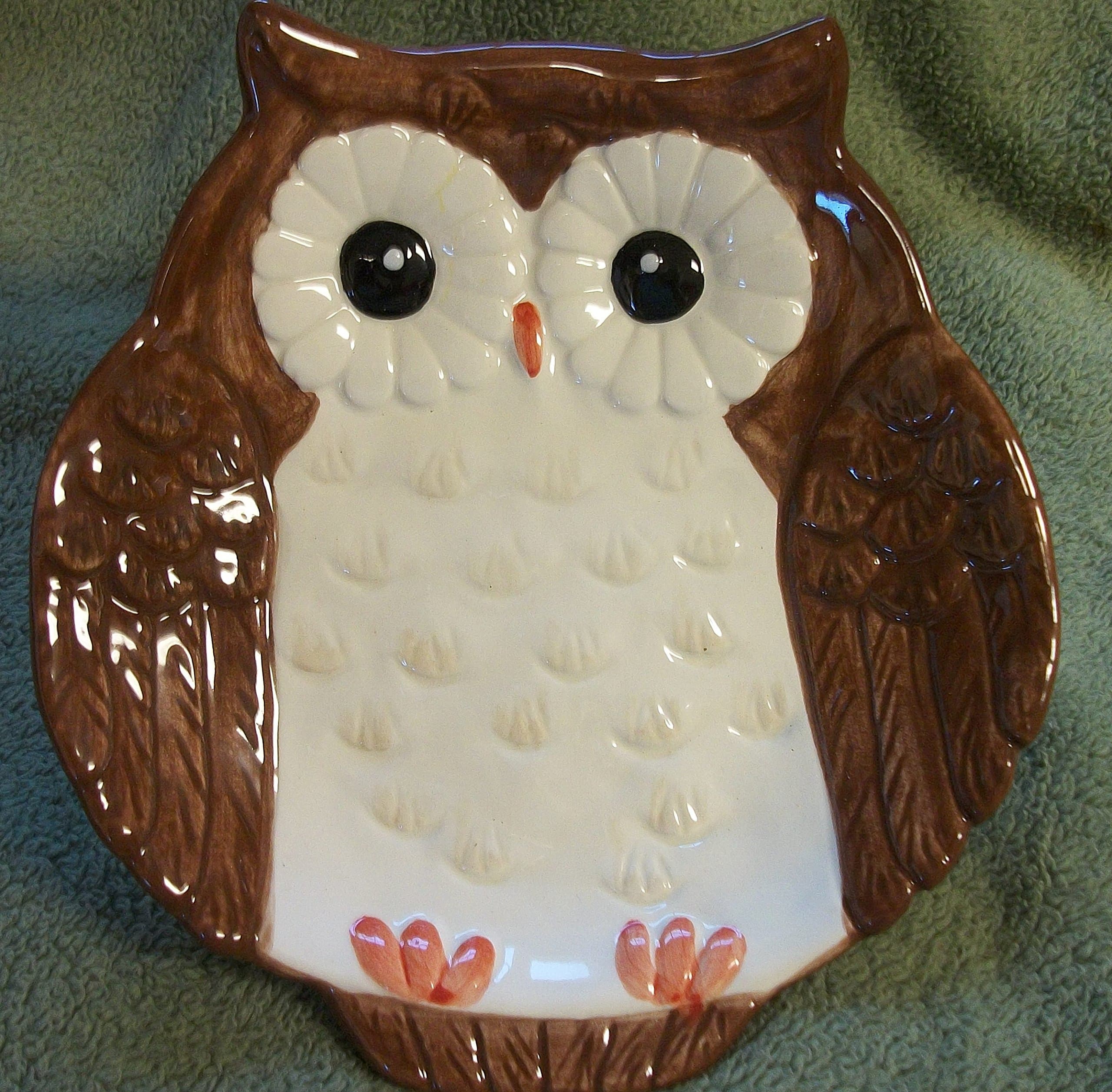 Owl Plate 8 x 8 inch