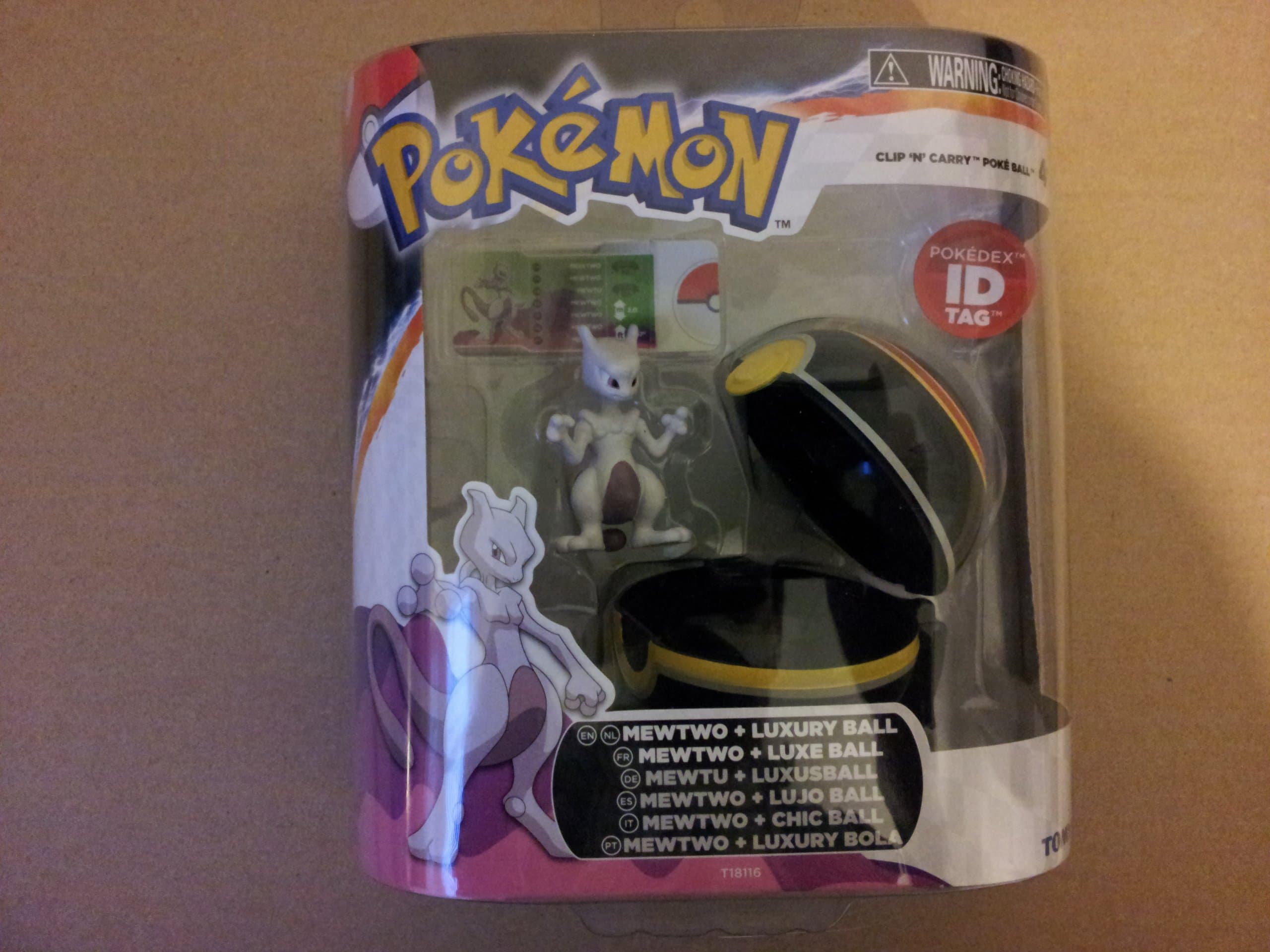 Pokemon Clip n Carry Mewtwo and Luxury Ball