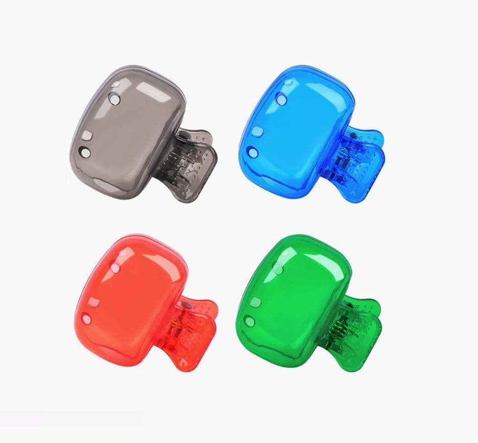 4 Pack Travel Toothbrush Head Covers Toothbrush Protector Cap Brush Pod Case Protective Portable Plastic Clip for Household Travel, Camping, Bathroom, School, Business