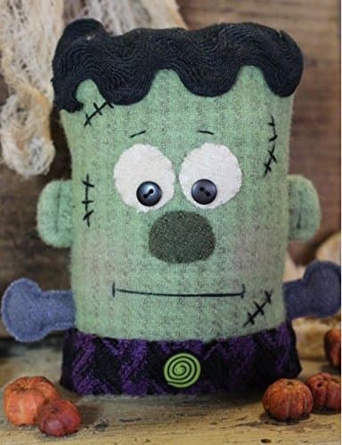 Patchwork Plus VA Little Monster Wool Pin Cushion Kit